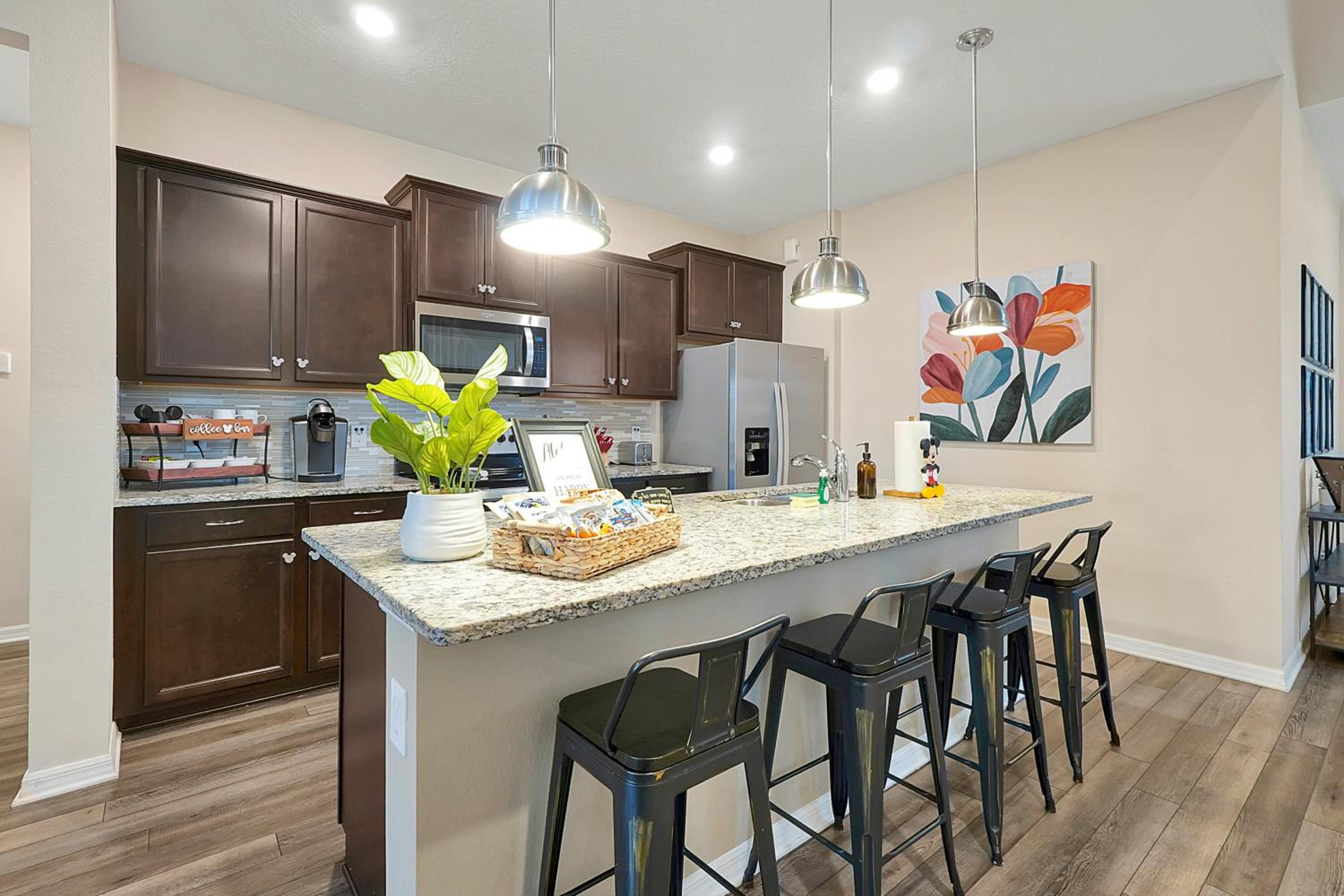 Spacious 7 bedroom home in Davenport Windsor Island Resort with a private pool.