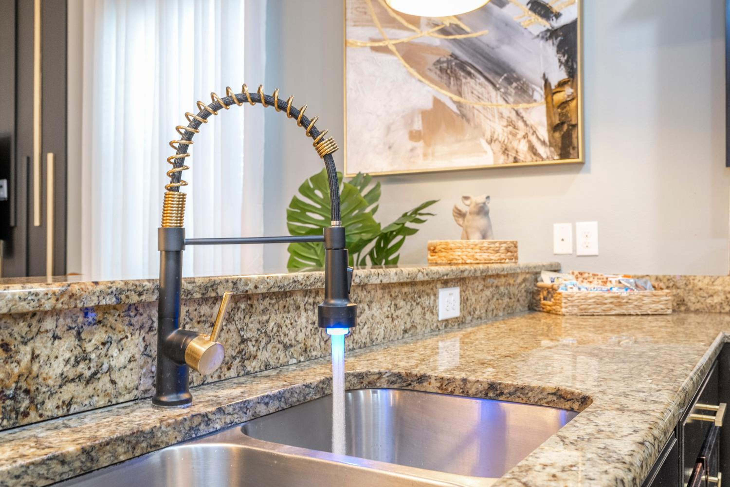 Spacious 8 bedroom home in Davenport with a private pool perfect for large groups.