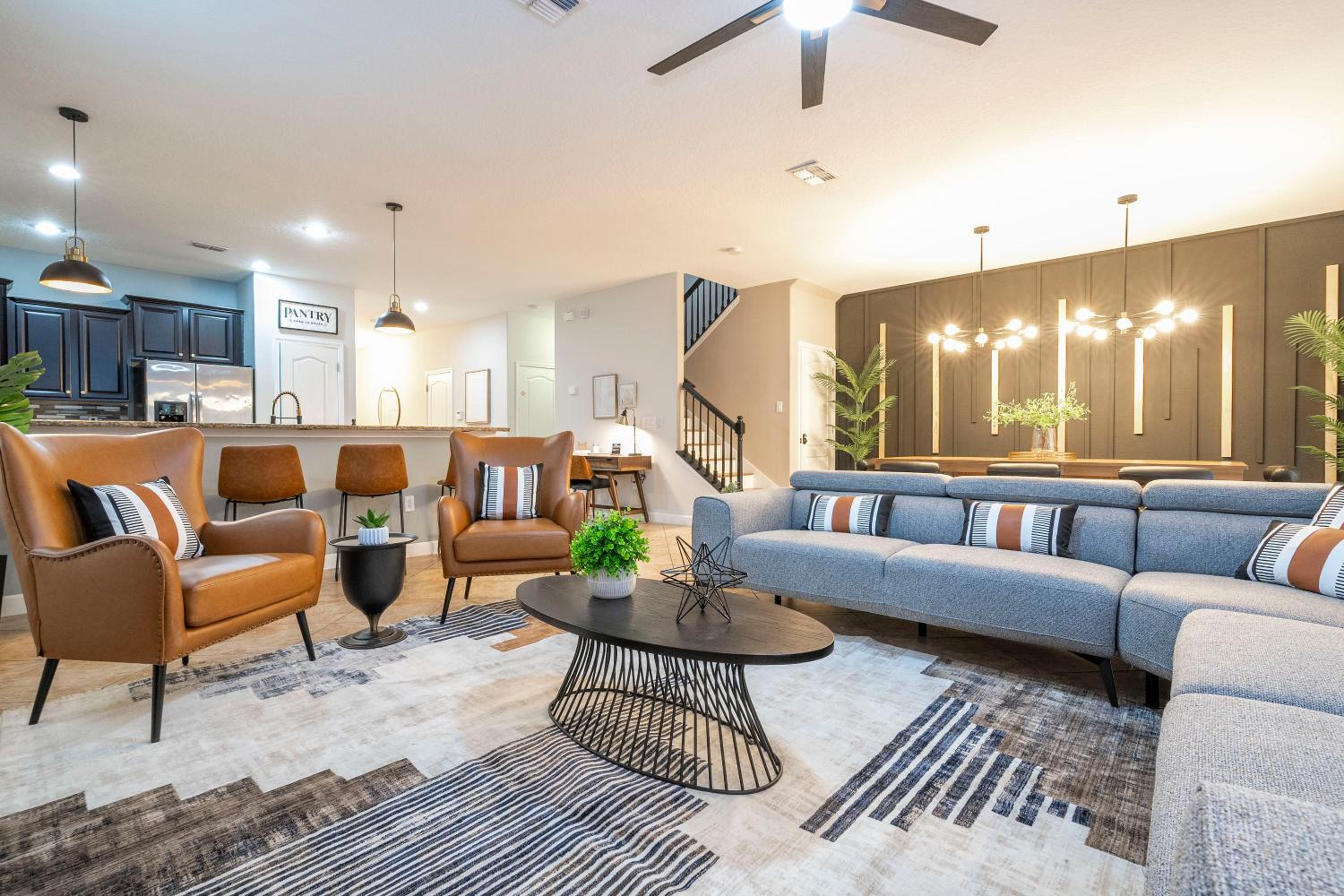 Spacious 8 bedroom home in Davenport with a private pool perfect for large groups.