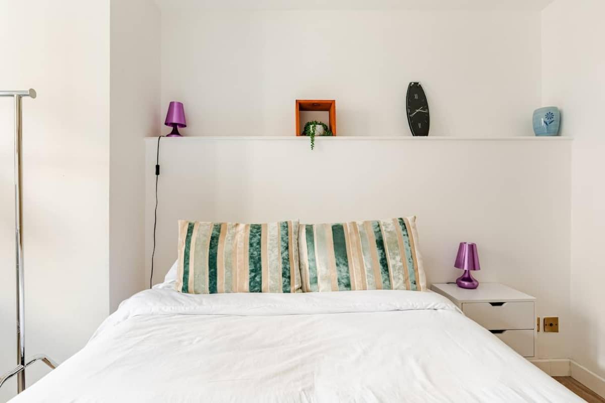 Oxford Circus Chic 2BR Apartment