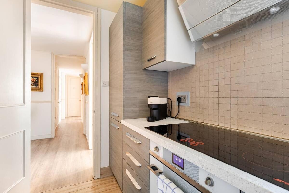 Oxford Circus Chic 2BR Apartment