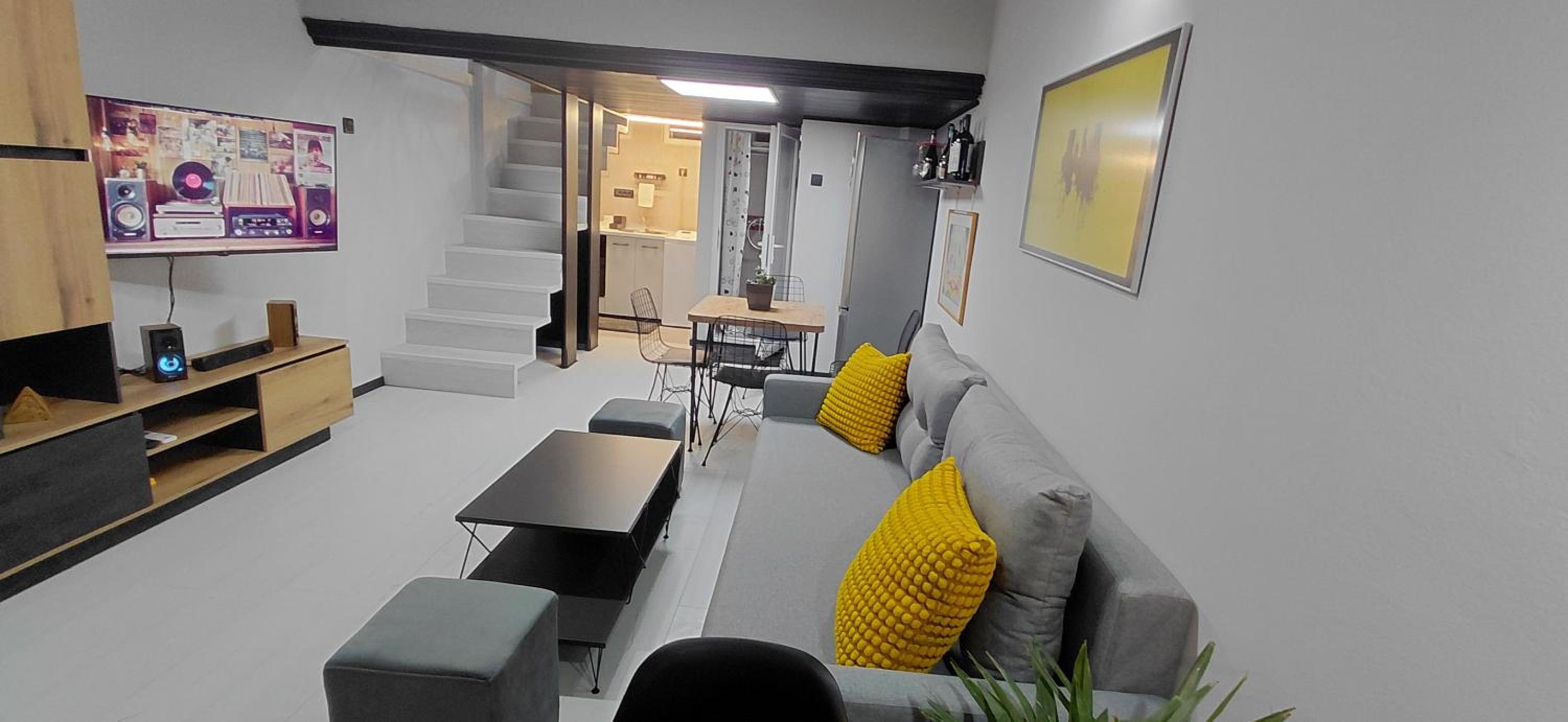 Nitro Inn 3 Premium - Wine Tasting - Souvenir - Art Gallery - Private Guided Tours - Relaxing - Romantic
