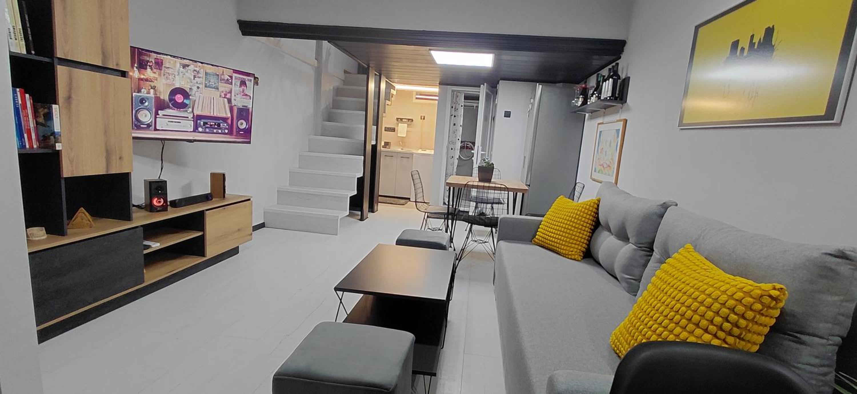 Nitro Inn 3 Premium - Wine Tasting - Souvenir - Art Gallery - Private Guided Tours - Relaxing - Romantic