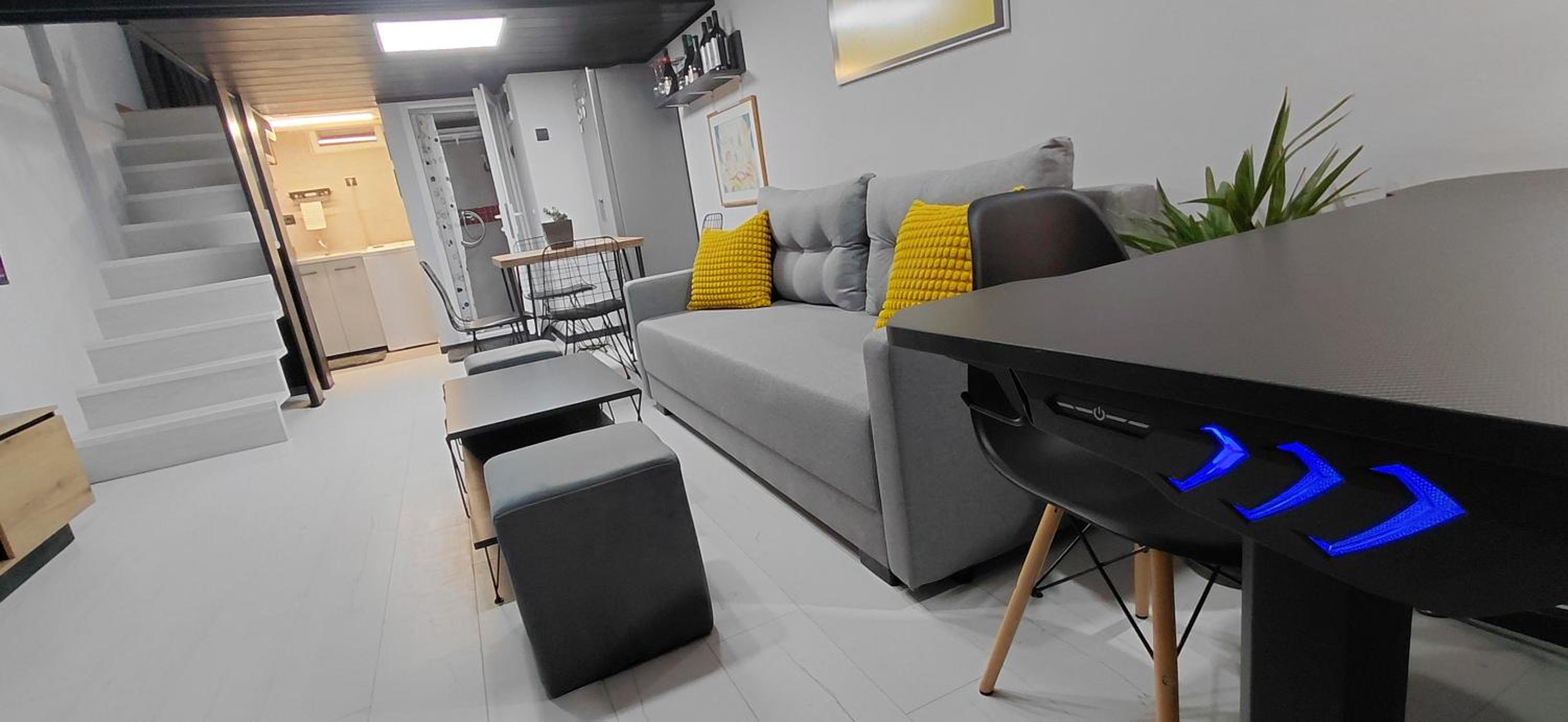 Nitro Inn 3 Premium - Wine Tasting - Souvenir - Art Gallery - Private Guided Tours - Relaxing - Romantic