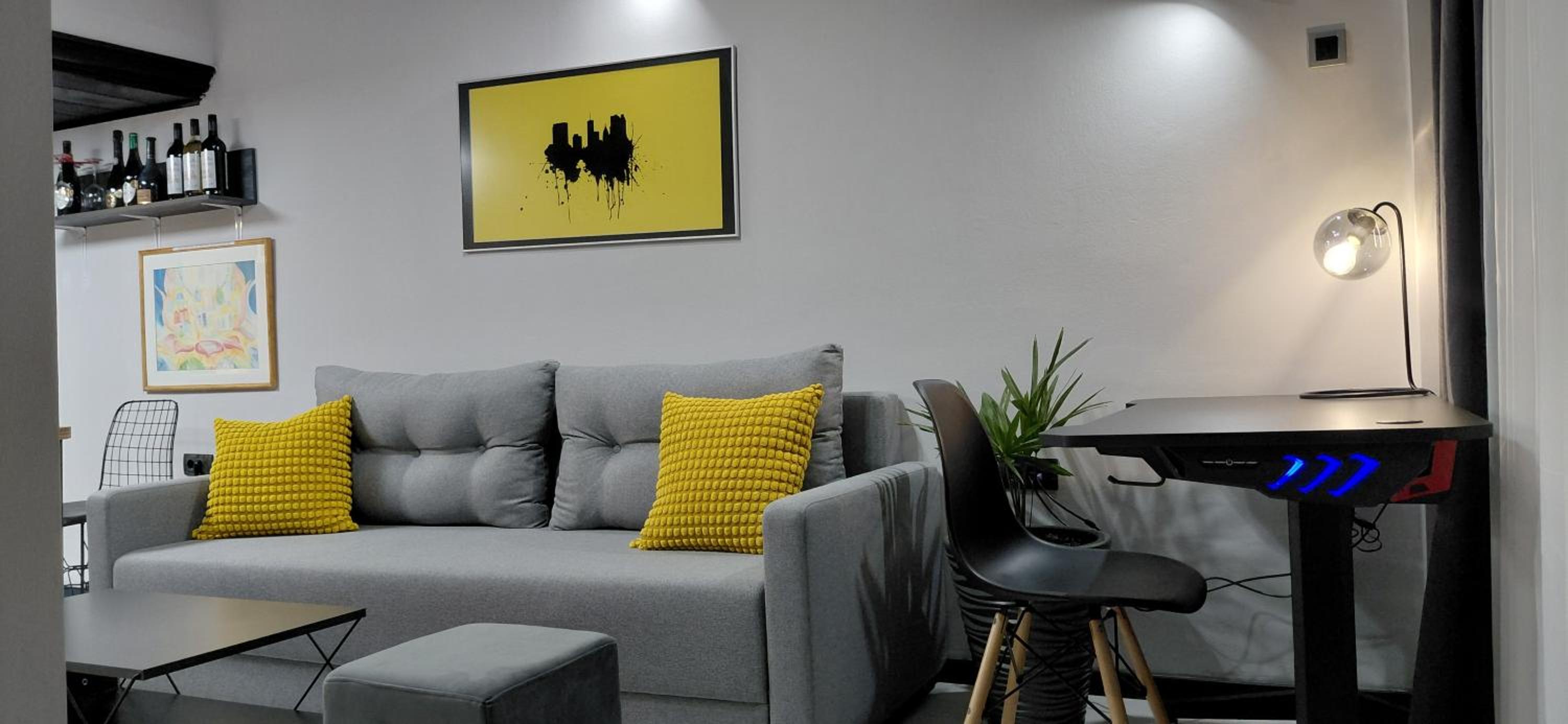 Nitro Inn 3 Premium - Wine Tasting - Souvenir - Art Gallery - Private Guided Tours - Relaxing - Romantic