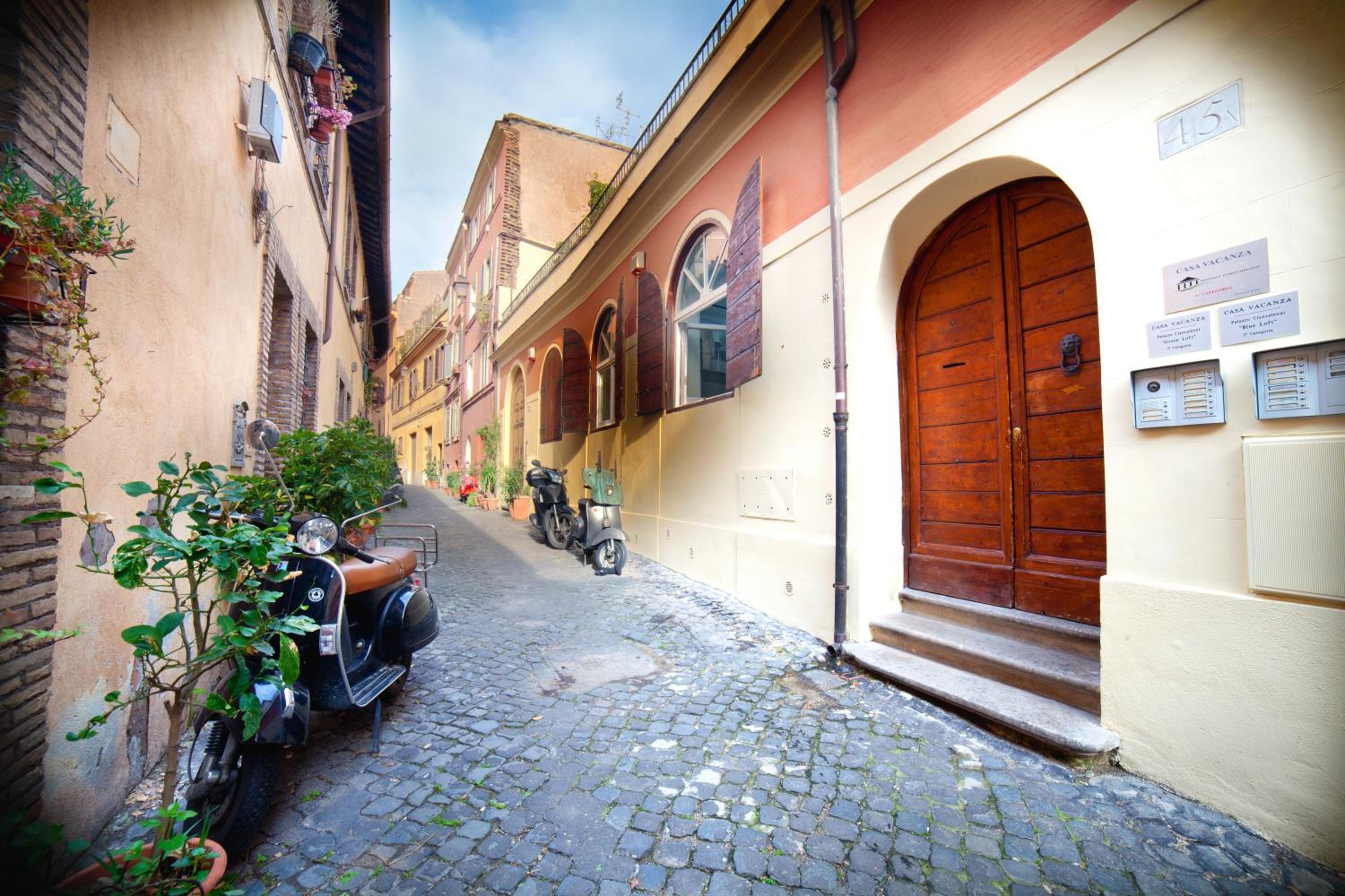 Nostromondo Ciancaleoni Palace