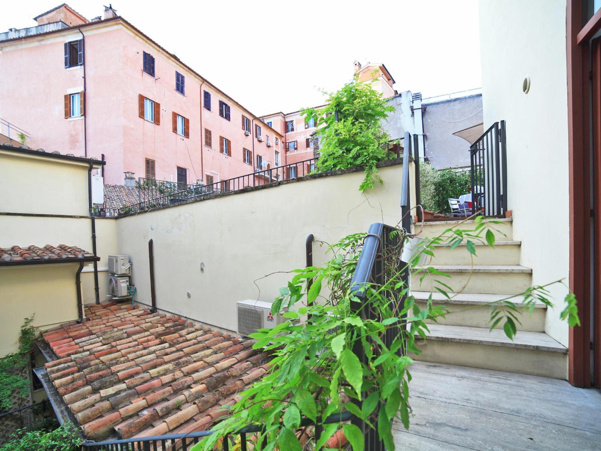 Nostromondo Ciancaleoni Palace