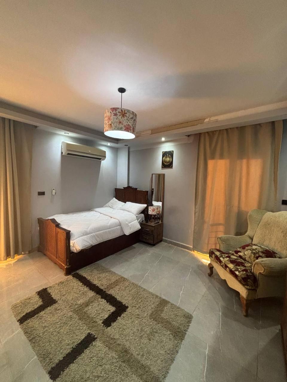Quiet & Fully Equipped Private Room, New Cairo