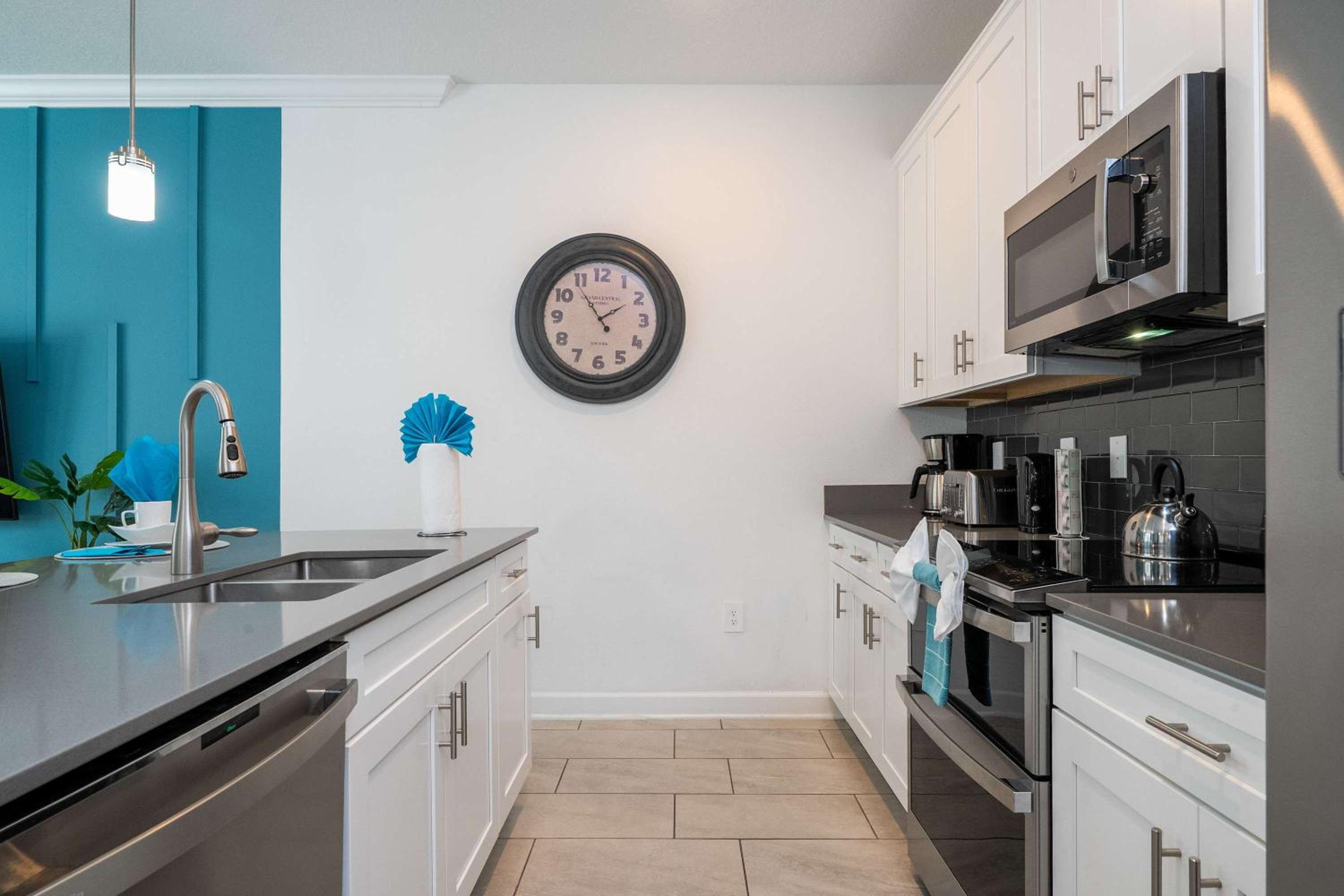 Stunning 4Bd Close to Disney at Storey Lake Resort 2569
