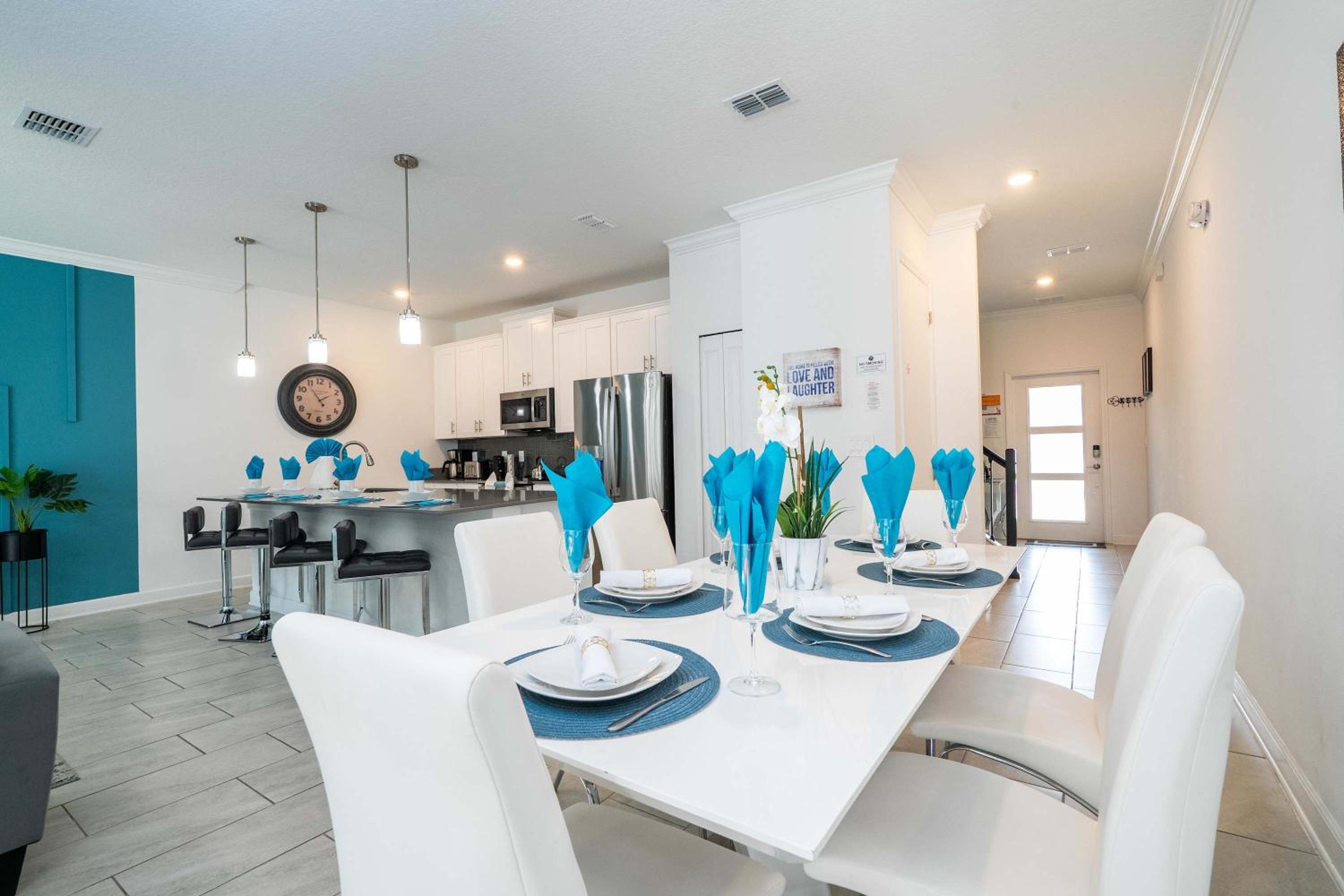Stunning 4Bd Close to Disney at Storey Lake Resort 2569