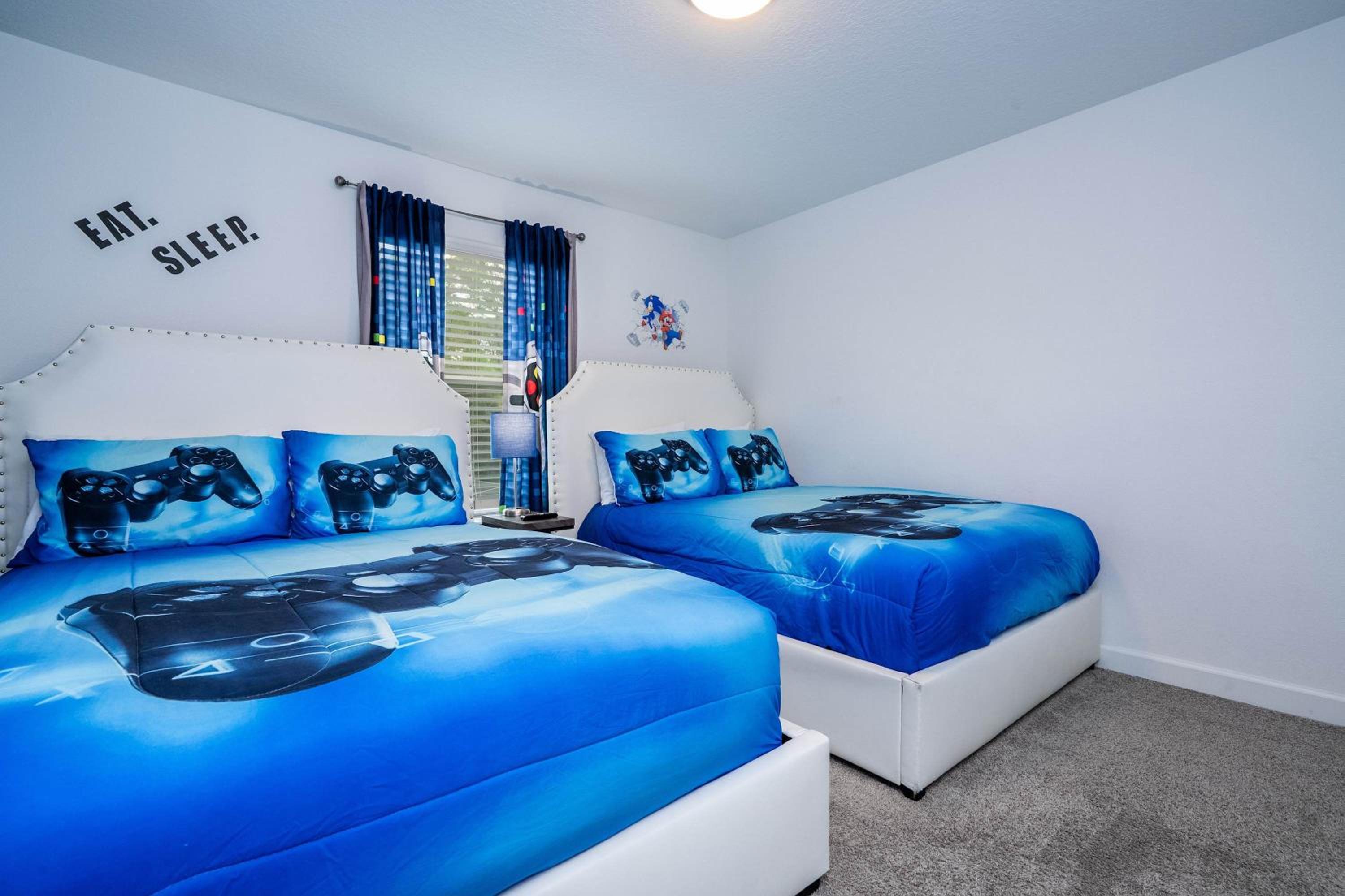 Stunning 4Bd Close to Disney at Storey Lake Resort 2569