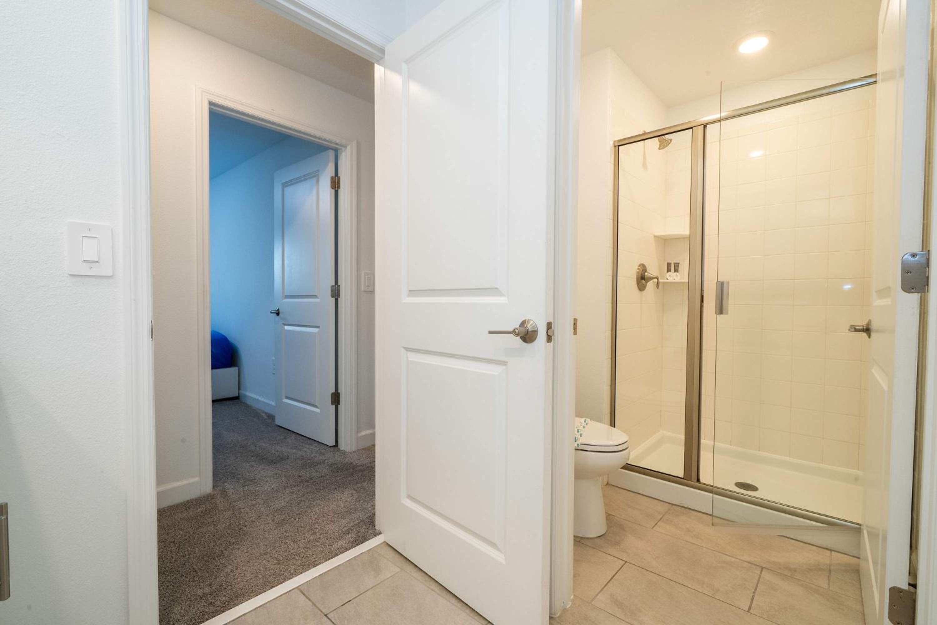 Stunning 4Bd Close to Disney at Storey Lake Resort 2569
