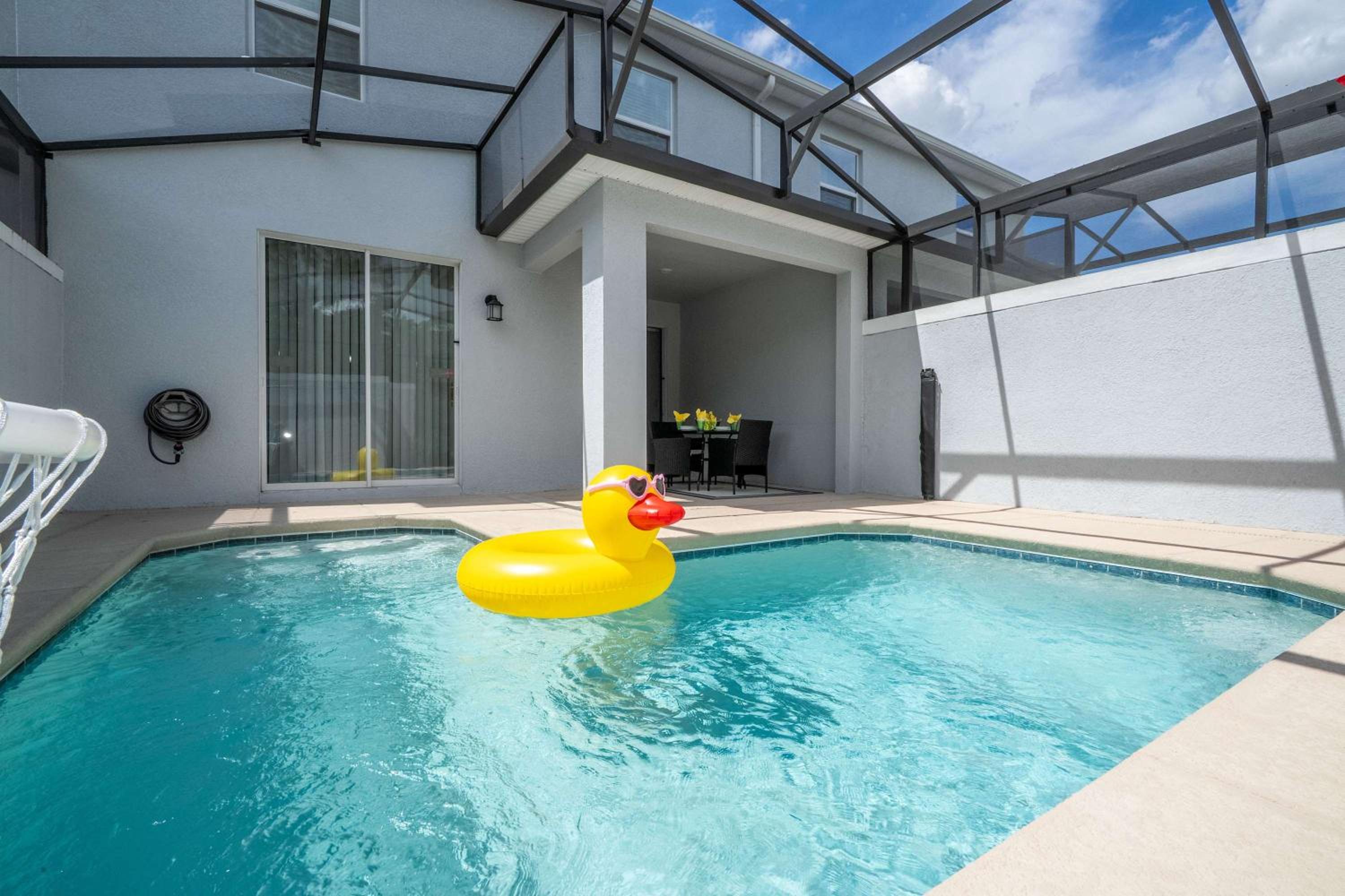 Stunning 4Bd Close to Disney at Storey Lake Resort 2569