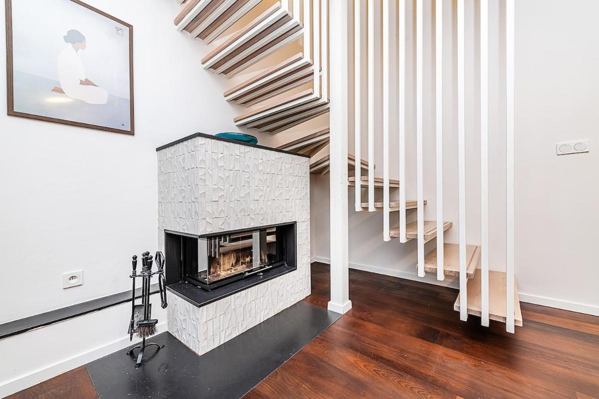 Amazing 3-Bedroom and Terrace overlooking TV Tower