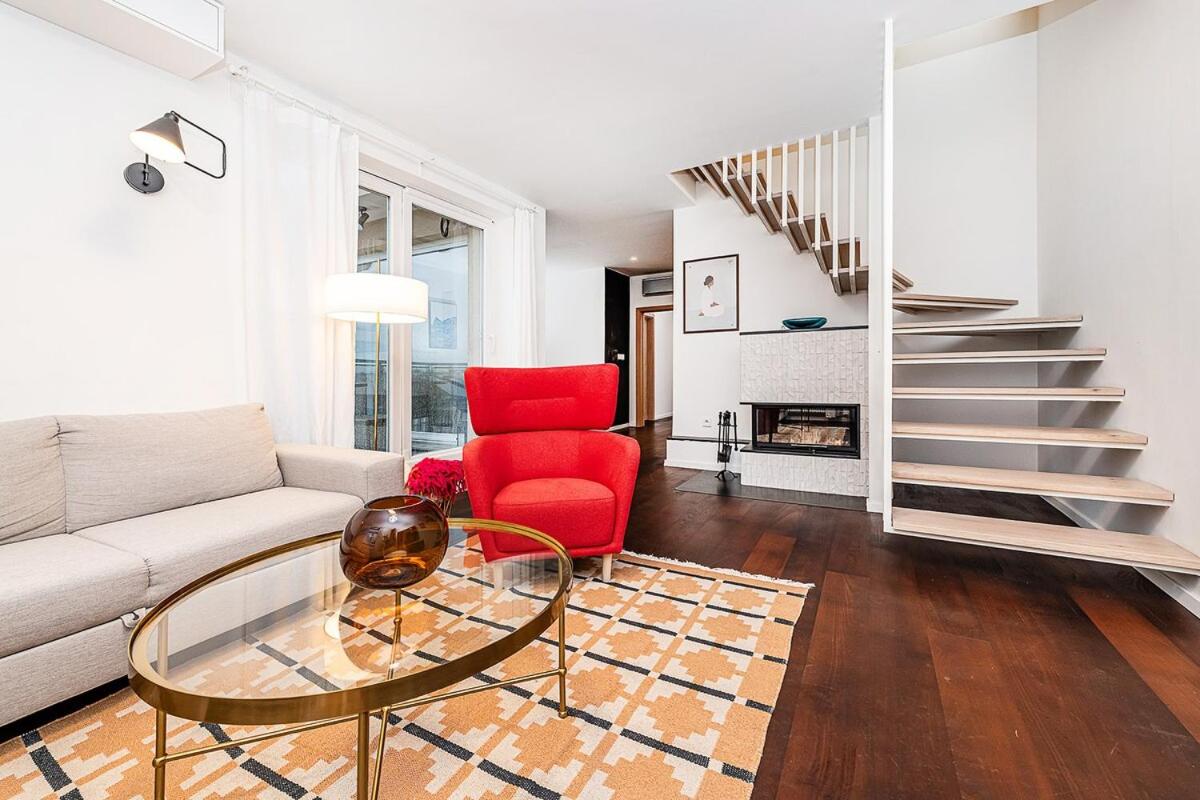 Amazing 3-Bedroom and Terrace overlooking TV Tower