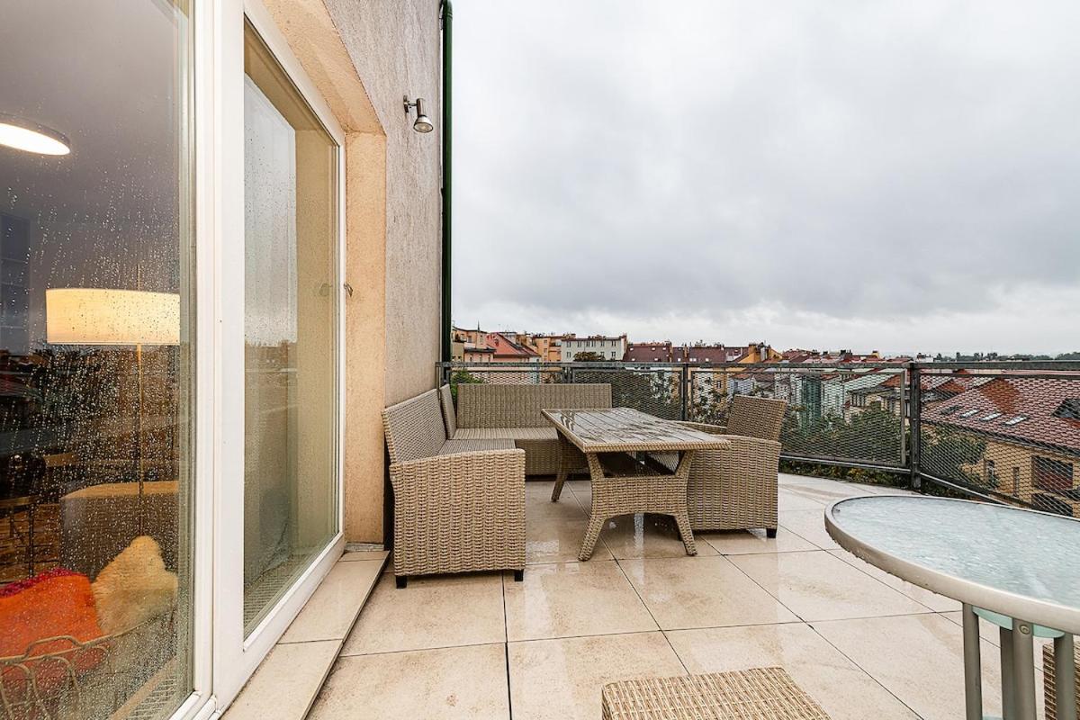 Amazing 3-Bedroom and Terrace overlooking TV Tower