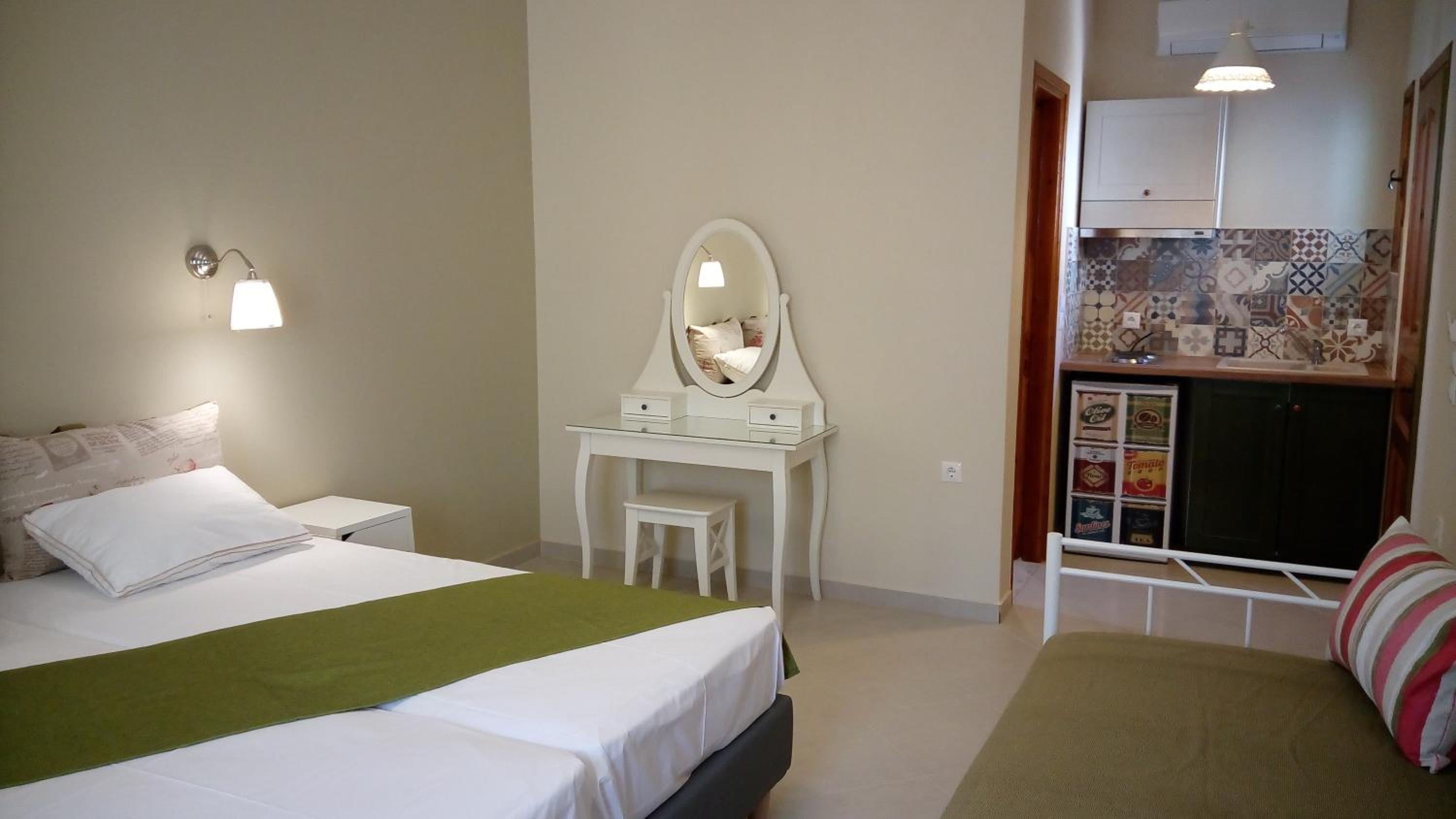 Photo 47
