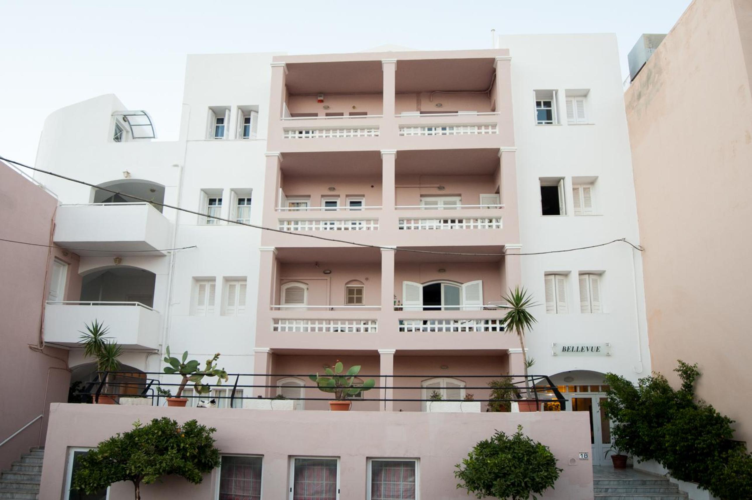 Hotel Bellevue Suites - Image 1