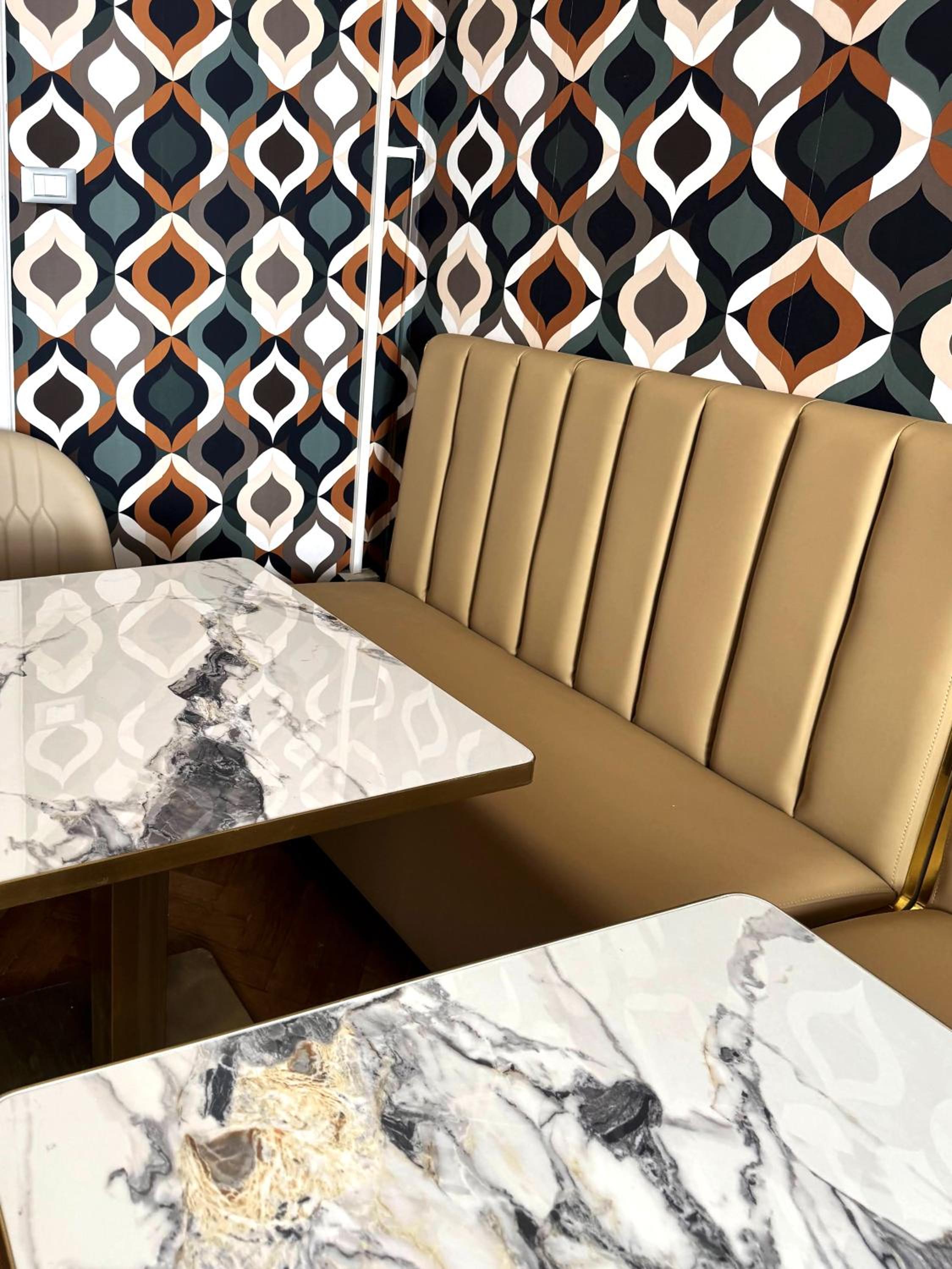 Bed and Chic art rooms