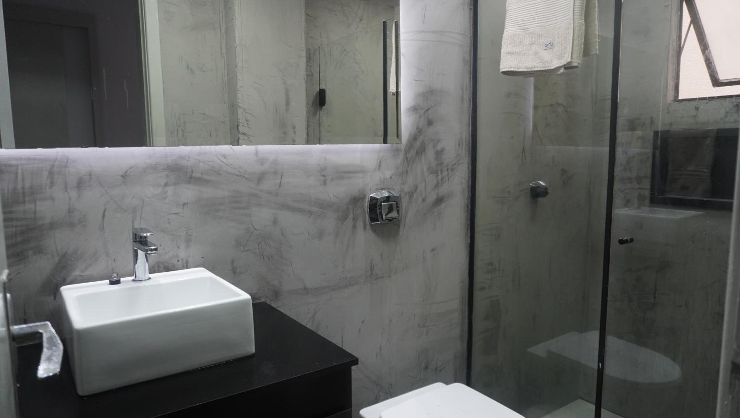 Apartamento central próximo ao Shopping Palladium com garagem coberta