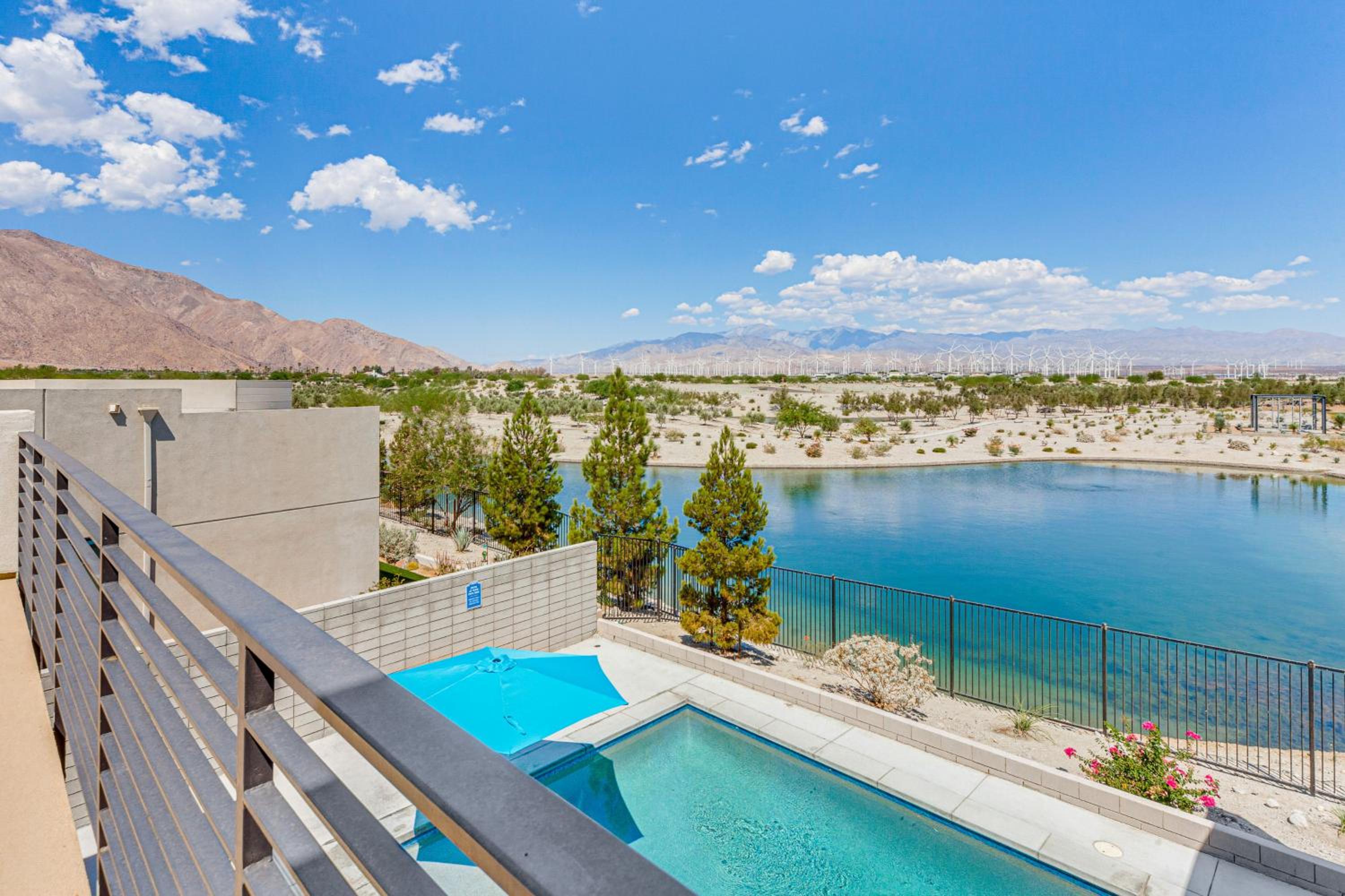 Mtn-View Palm Springs Oasis Stagecoach Fest Hub!