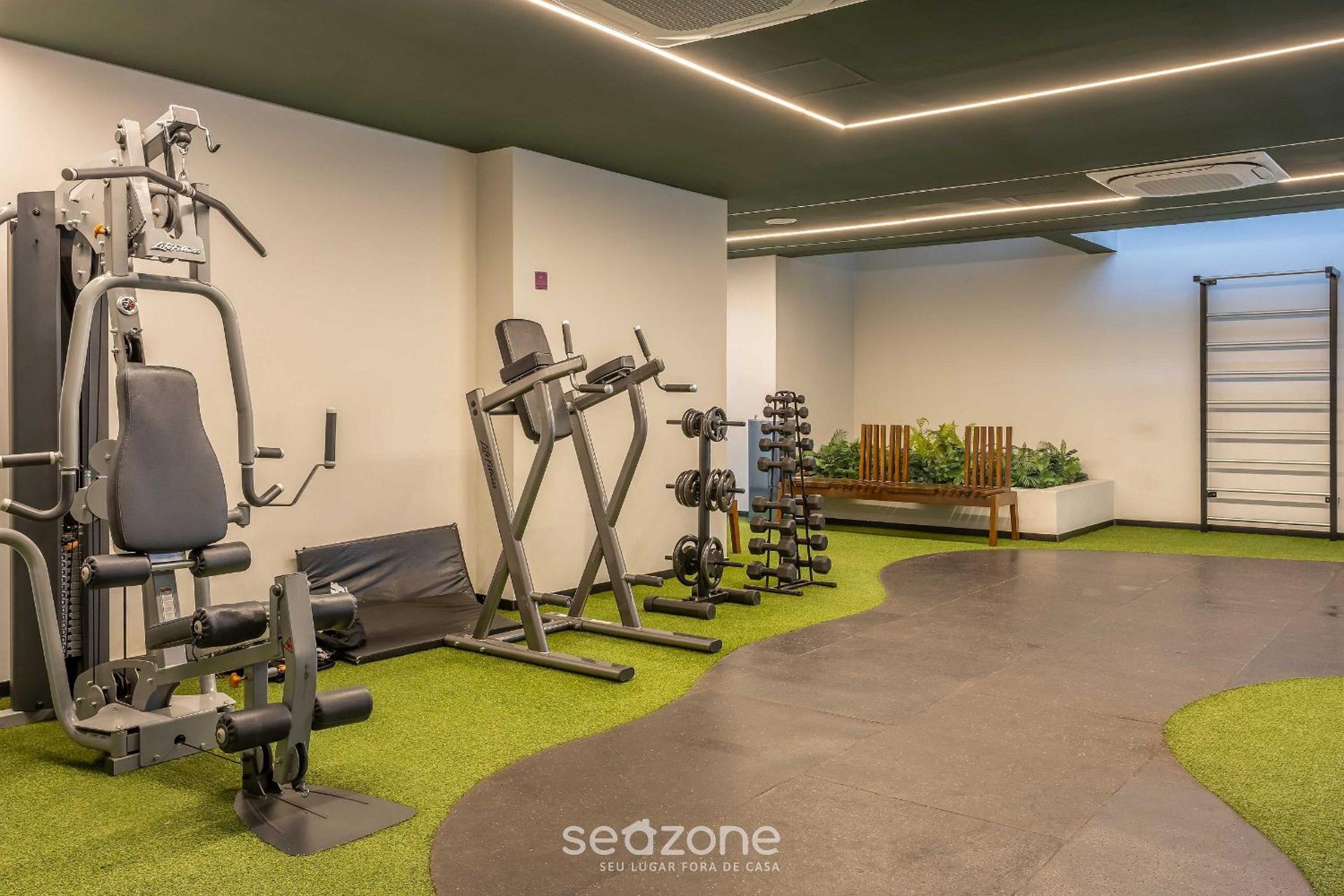 Studios in a condo with a gym in Indianópolis - COI