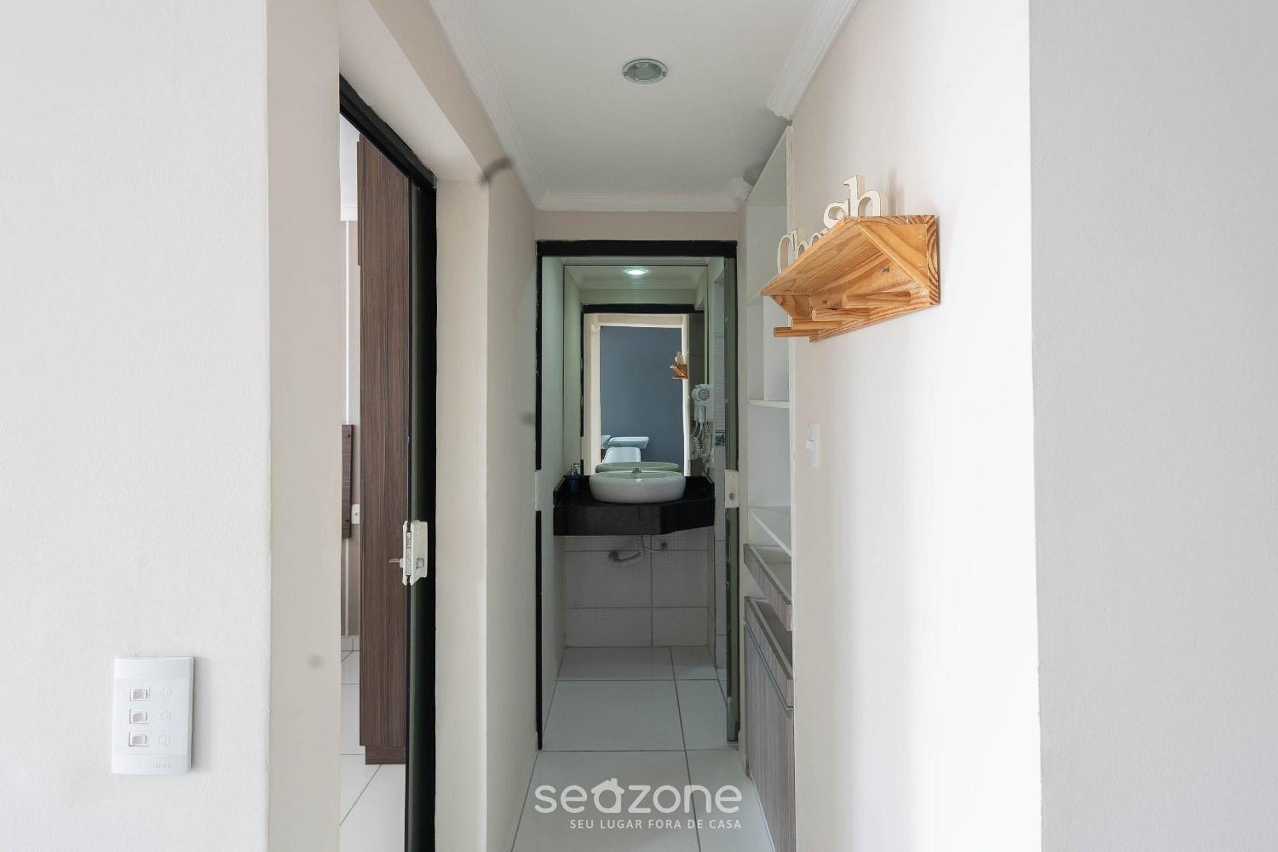 1-Bedroom Apt 100 m from Jatiúca Beach BER0202