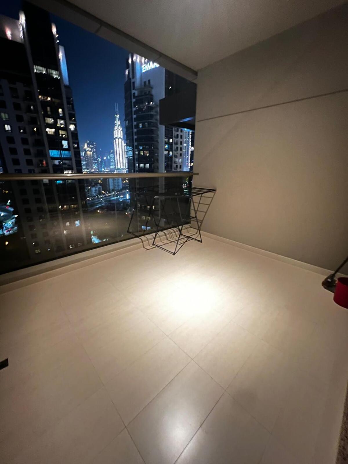 Cozy Spacious Studio in Downtown with Burj Khalifa View