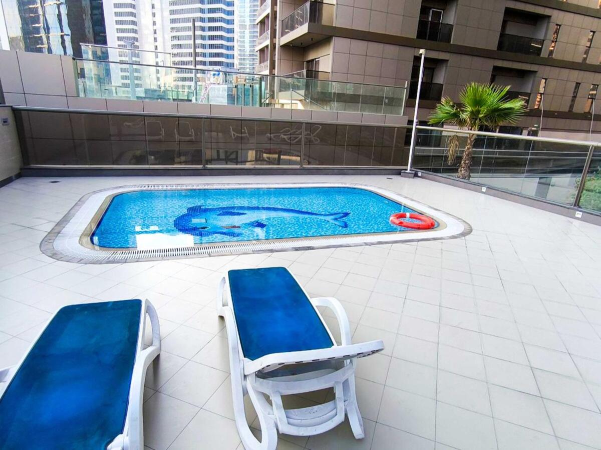 Cozy Spacious Studio in Downtown with Burj Khalifa View