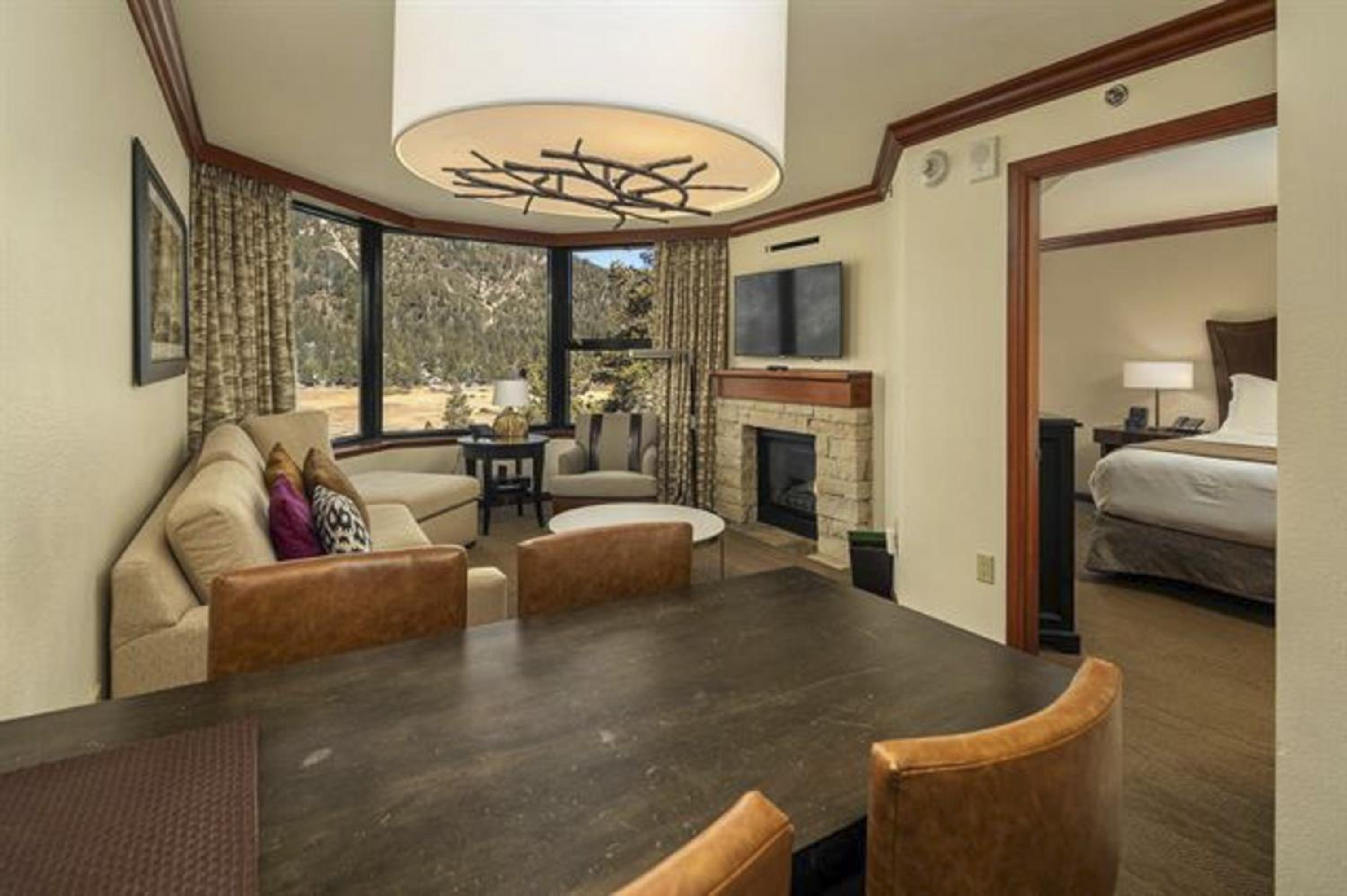 Community Perks! Everline Resort and Spa Retreat