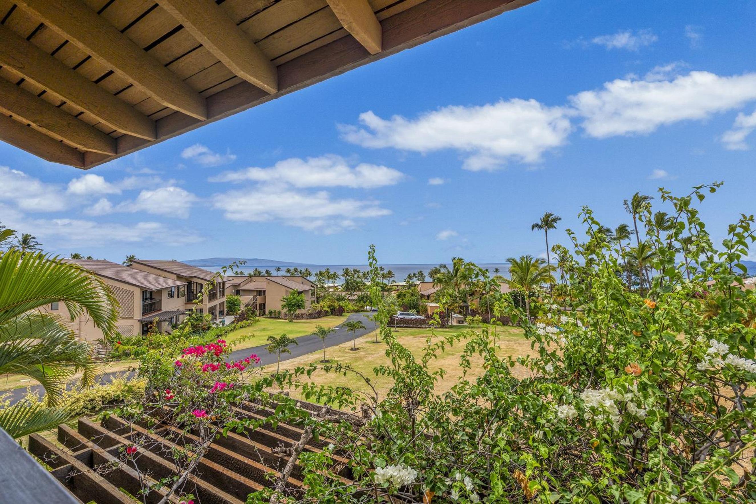 Wailea Ekahi 12D - Budget Friendly Ocean View Studio w/ Lanai, Kitchen, WD, & AC