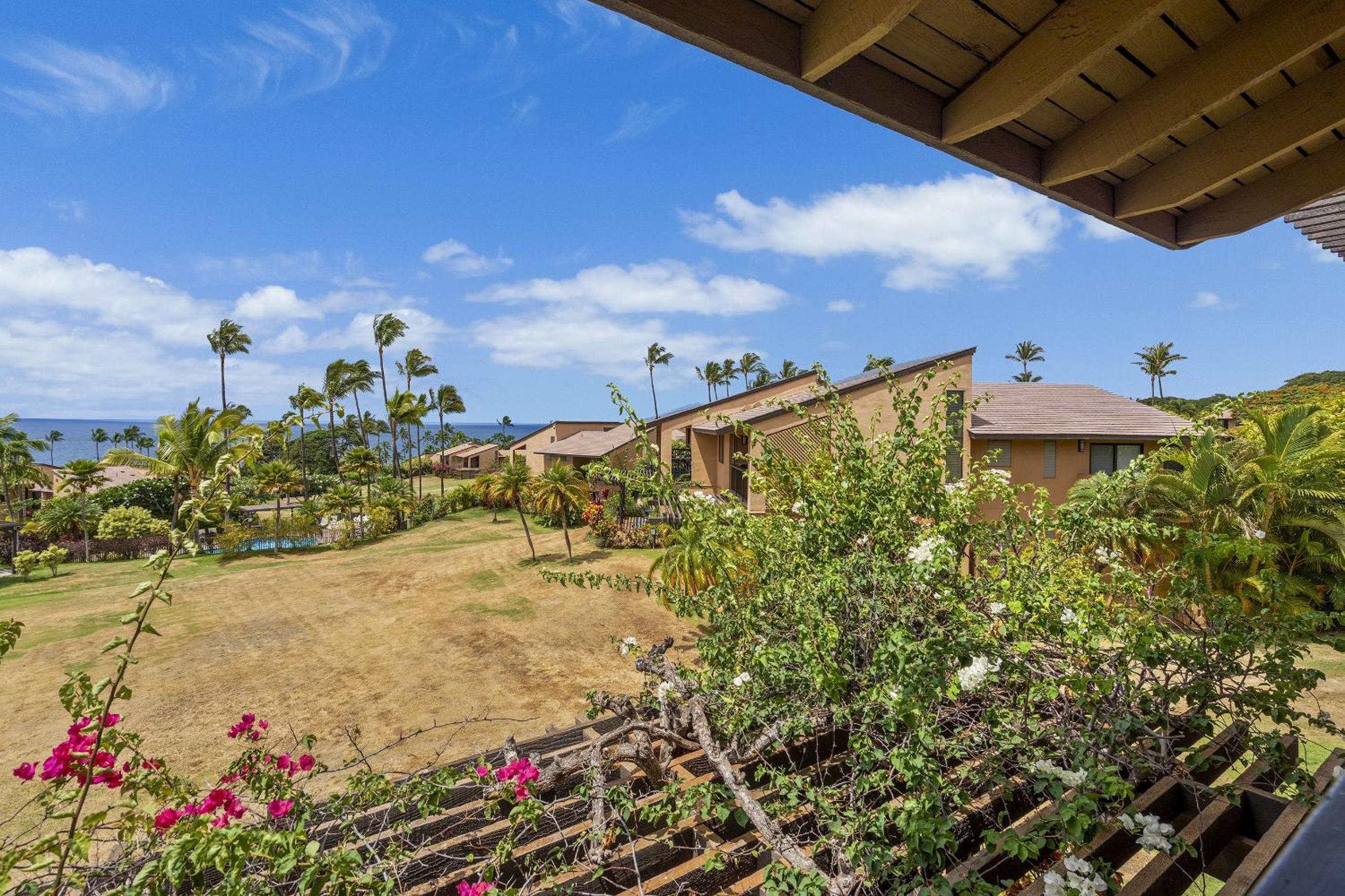 Wailea Ekahi 12D - Budget Friendly Ocean View Studio w/ Lanai, Kitchen, WD, & AC