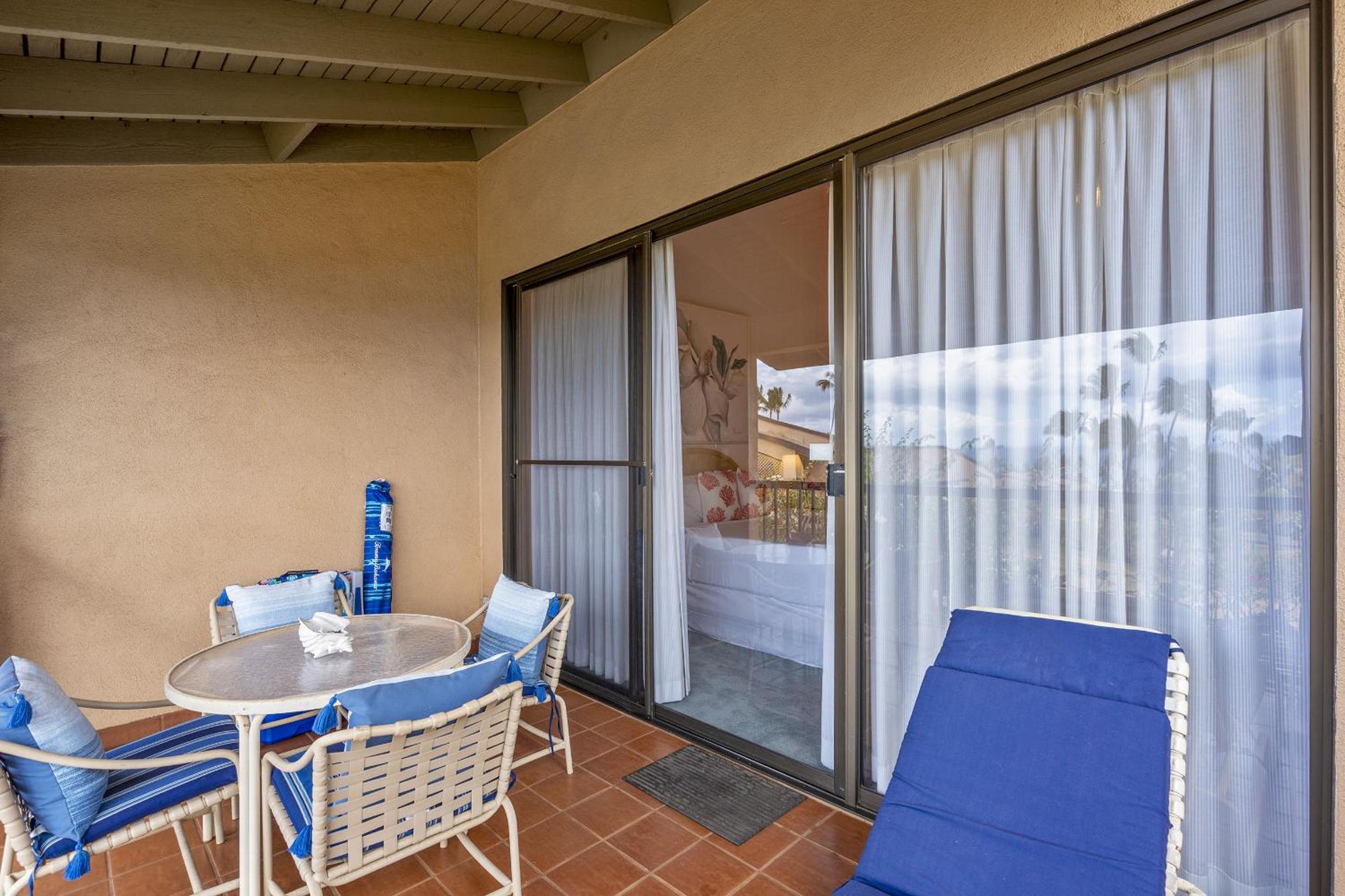 Wailea Ekahi 12D - Budget Friendly Ocean View Studio w/ Lanai, Kitchen, WD, & AC