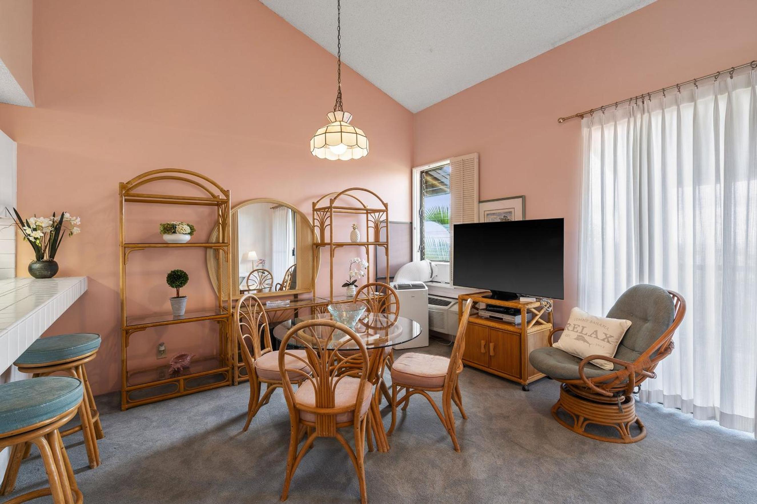 Wailea Ekahi 12D - Budget Friendly Ocean View Studio w/ Lanai, Kitchen, WD, & AC