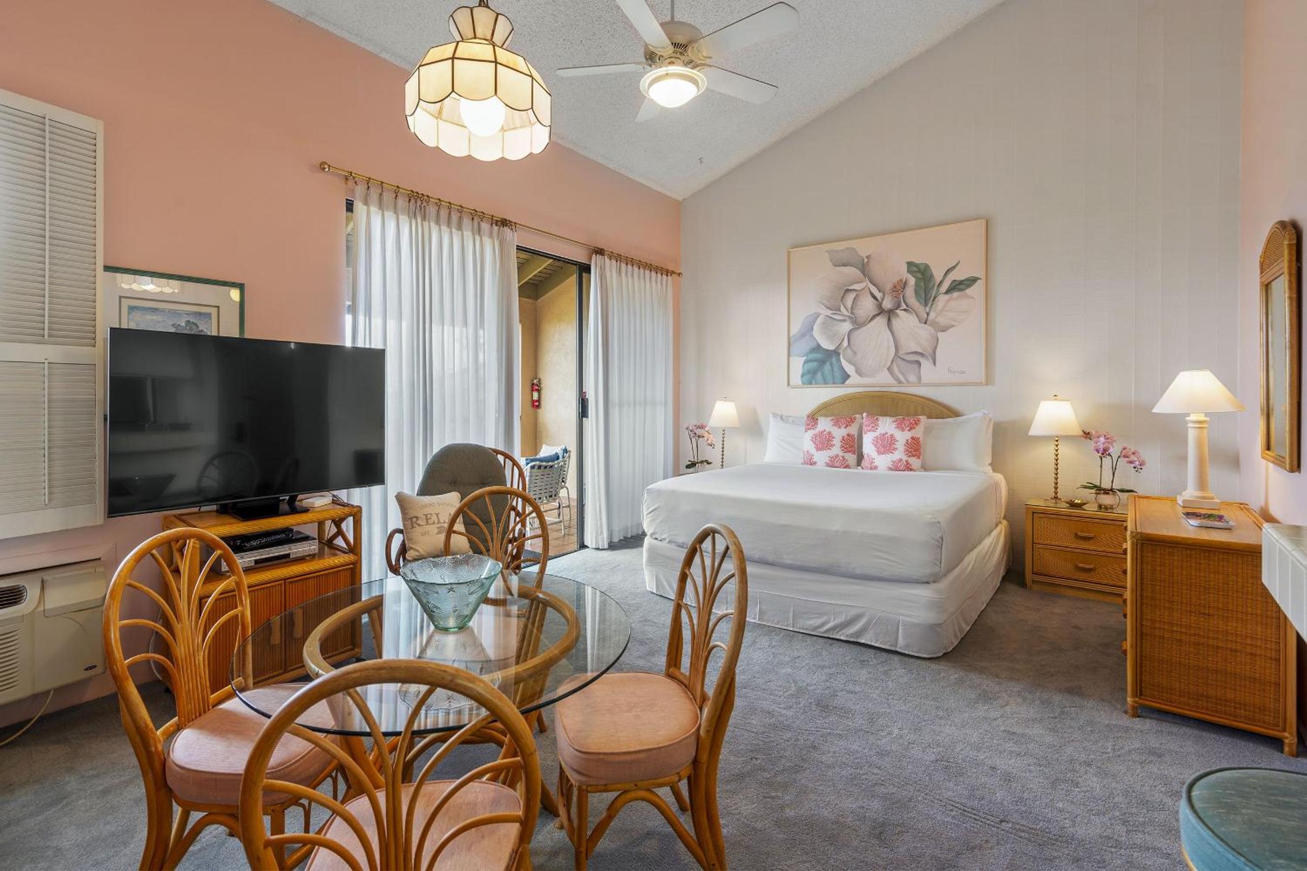 Wailea Ekahi 12D - Budget Friendly Ocean View Studio w/ Lanai, Kitchen, WD, & AC