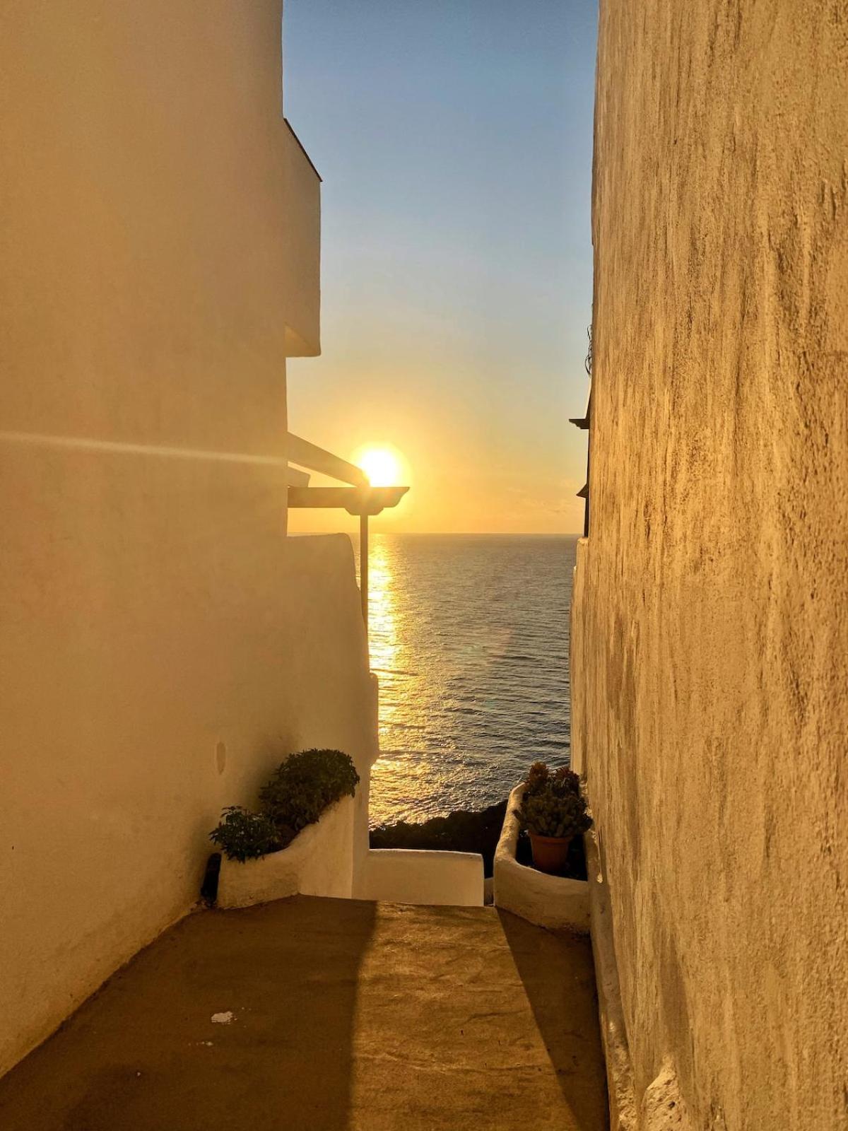 Farito Sunset