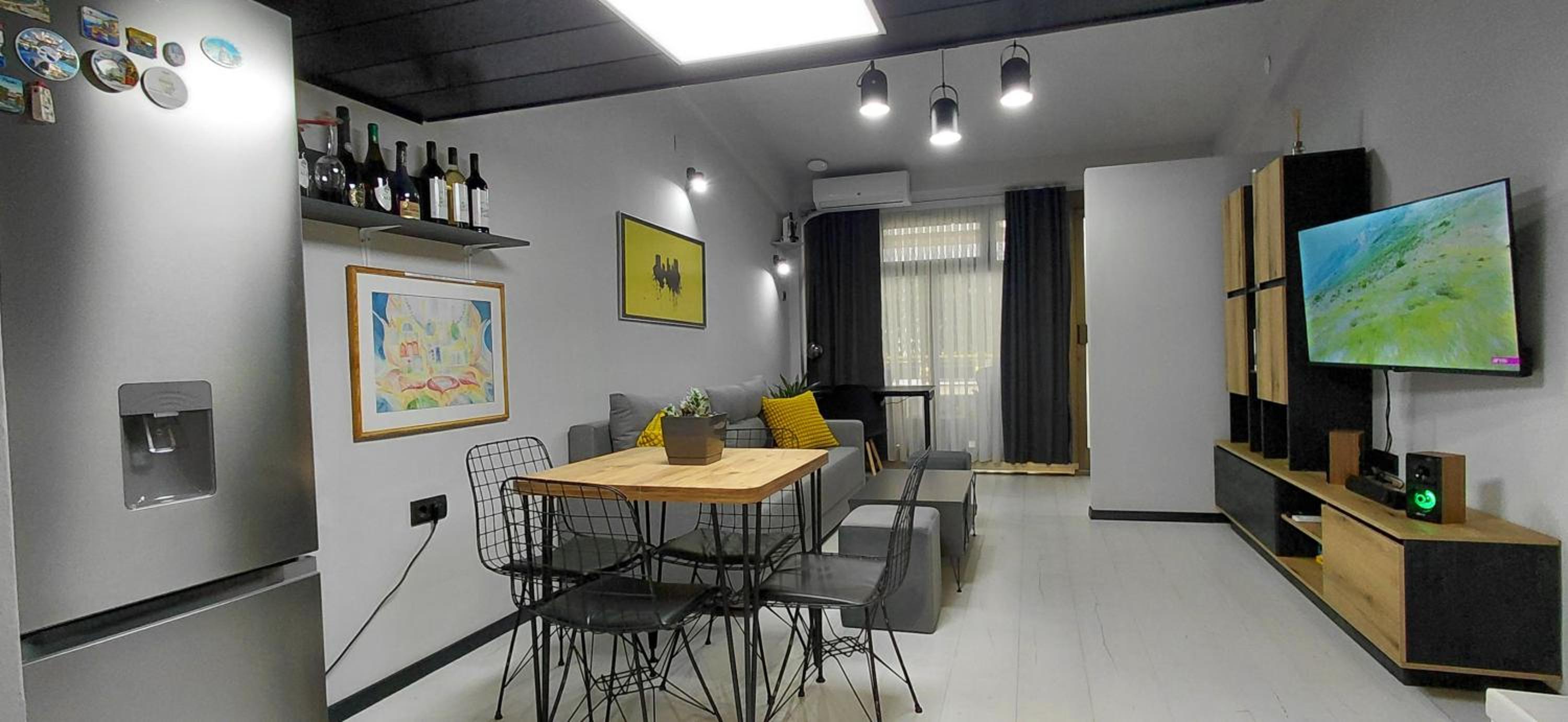 Nitro Inn 3 Premium - Wine Tasting - Souvenir - Art Gallery - Private Guided Tours - Relaxing - Romantic
