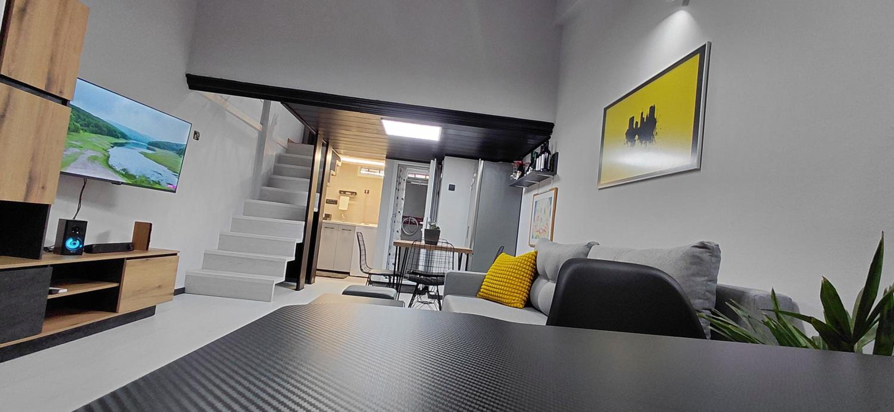 Nitro Inn 3 Premium - Wine Tasting - Souvenir - Art Gallery - Private Guided Tours - Relaxing - Romantic