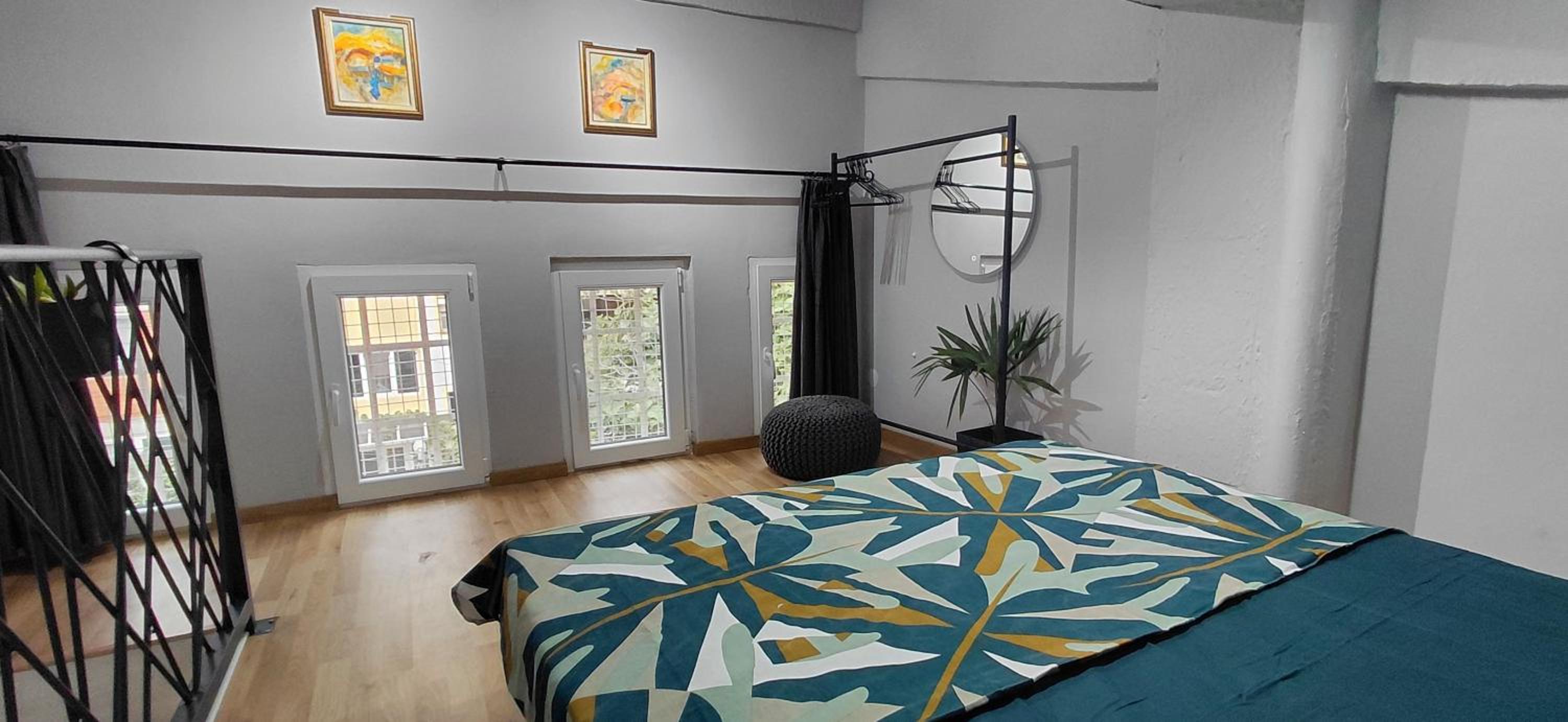 Nitro Inn 3 Premium - Wine Tasting - Souvenir - Art Gallery - Private Guided Tours - Relaxing - Romantic