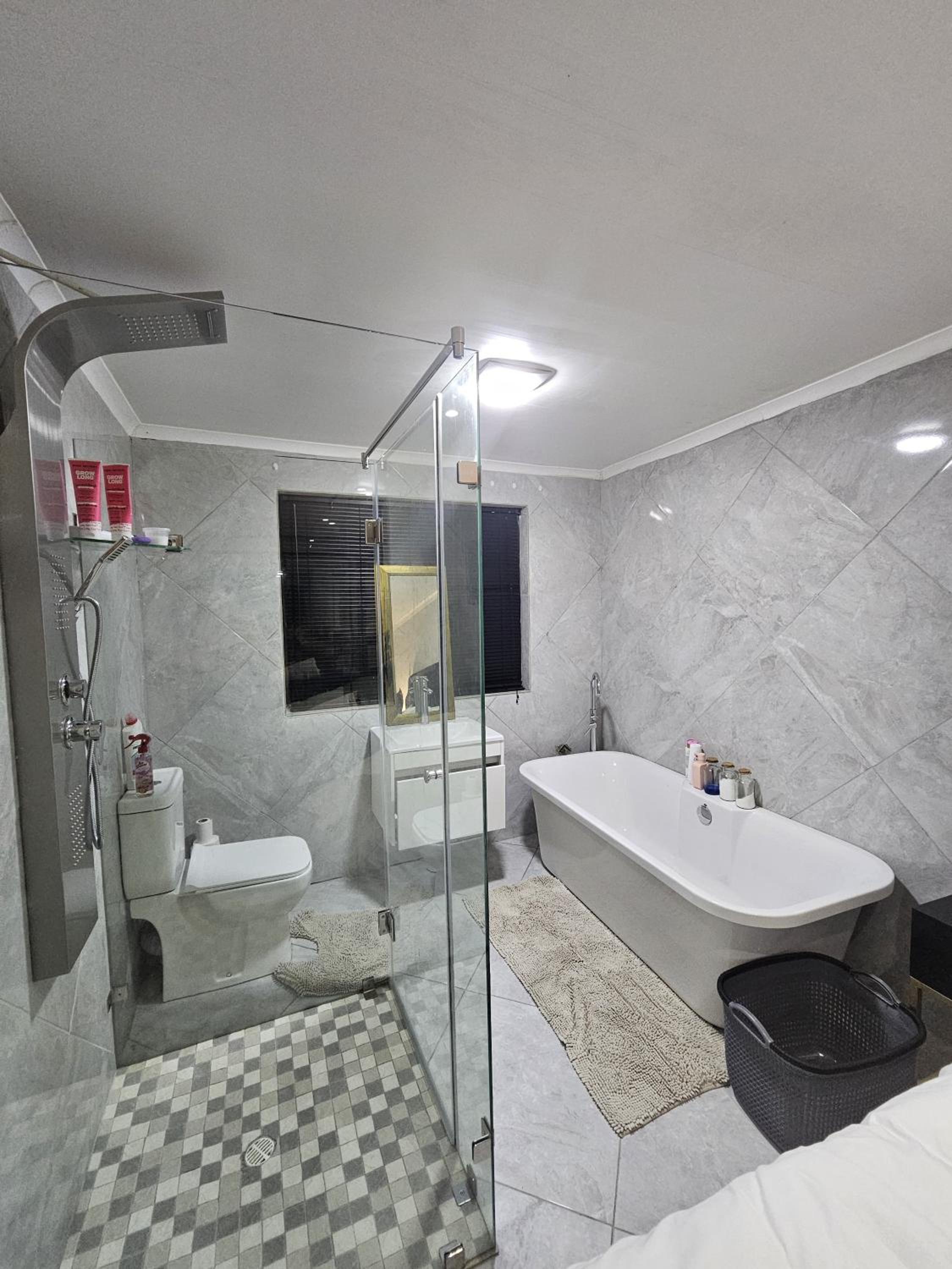 Falcon Suite