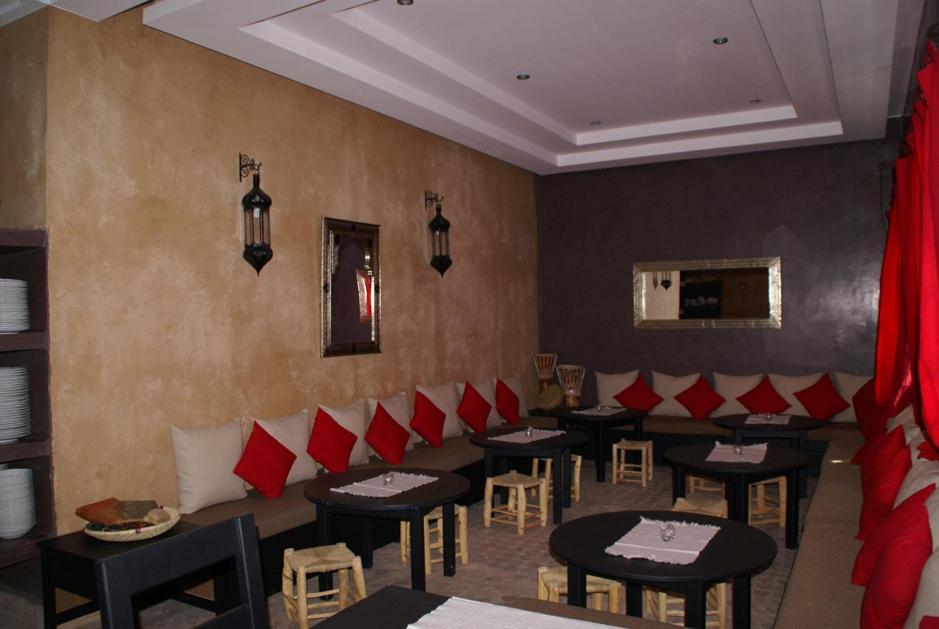 lounge