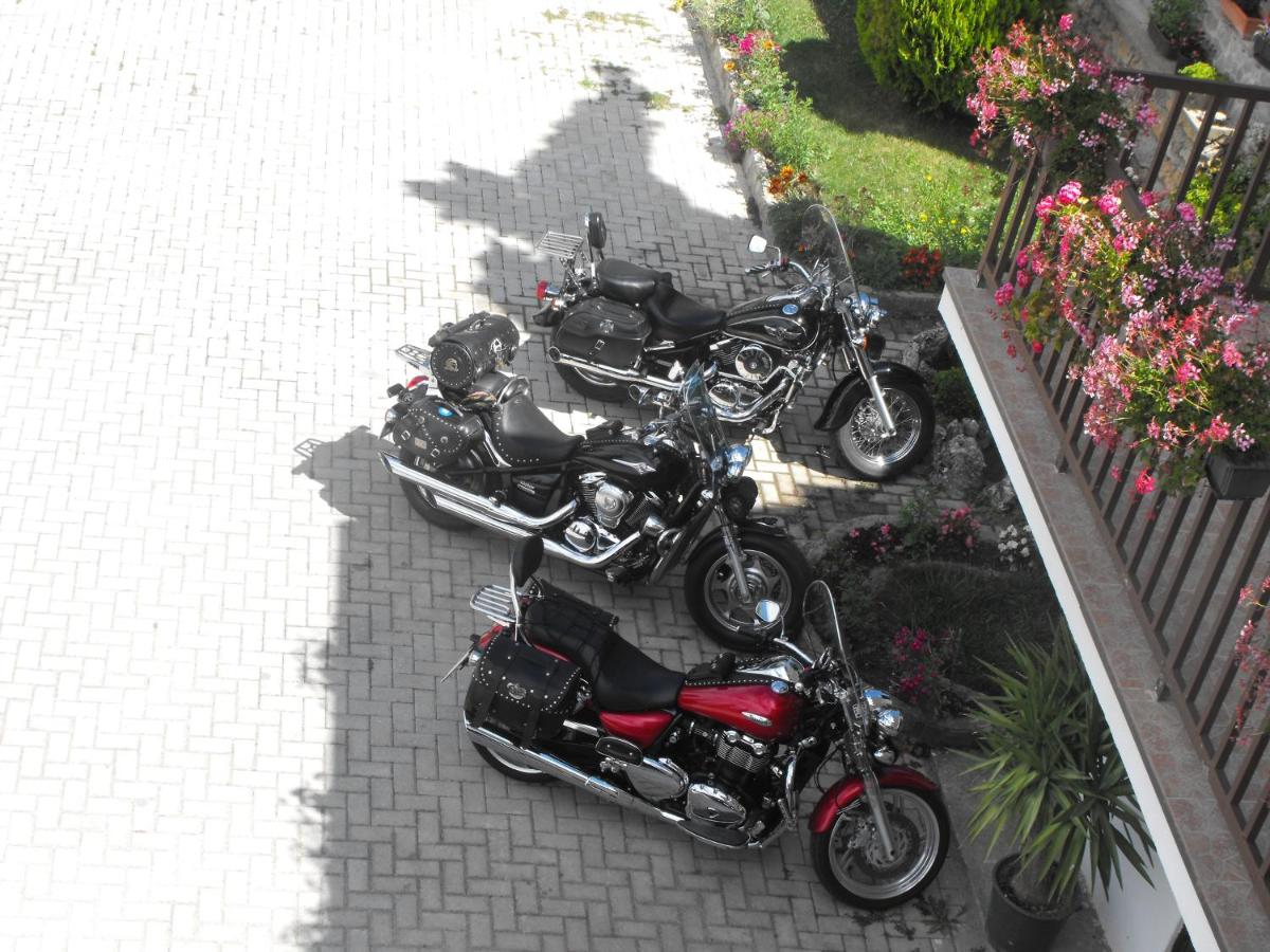 Photo 91