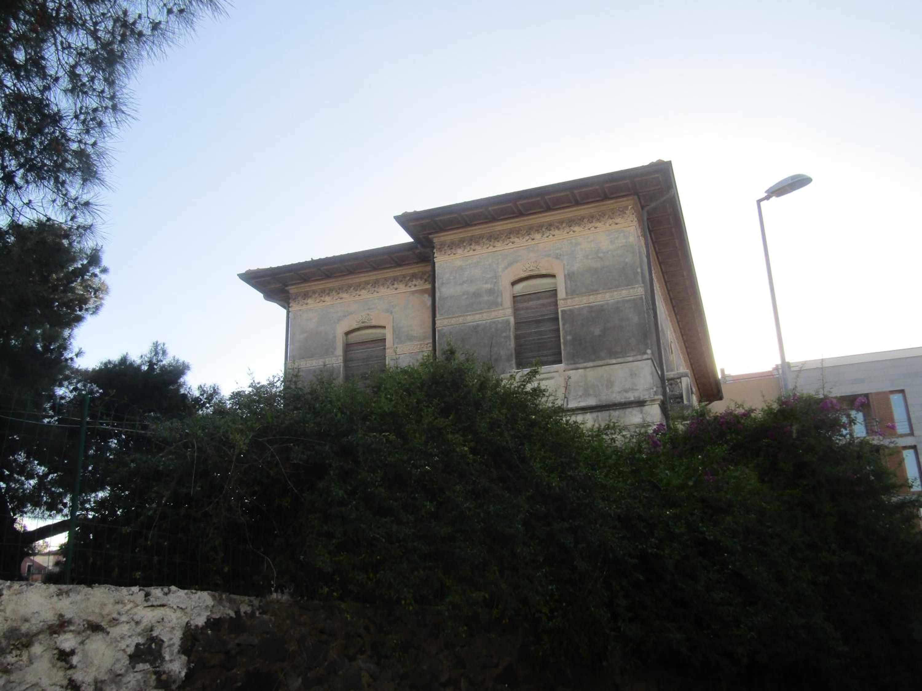 Photo 33