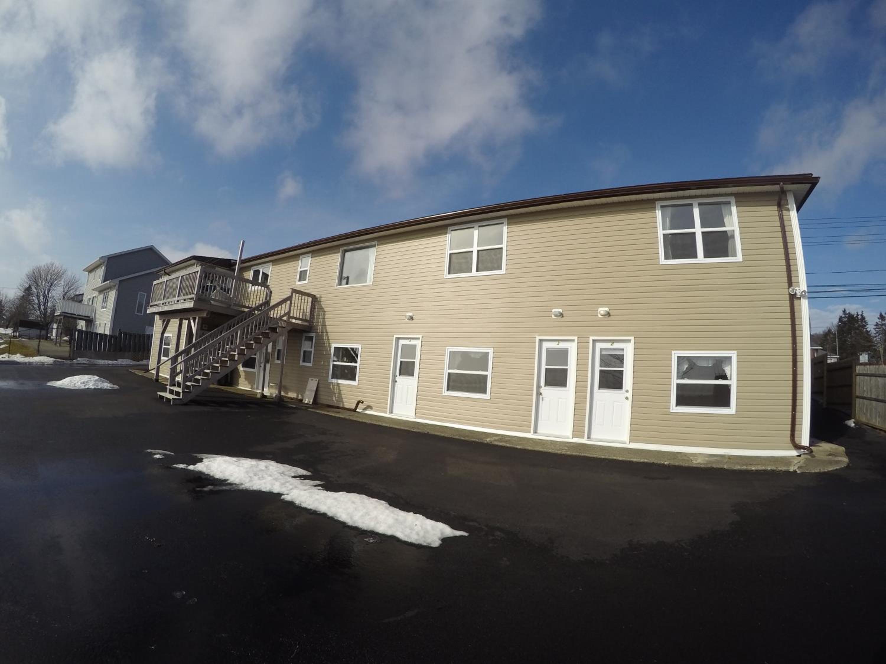 Saint John Vacations - Admiral's Quay Motel  Suites - Property Image 4