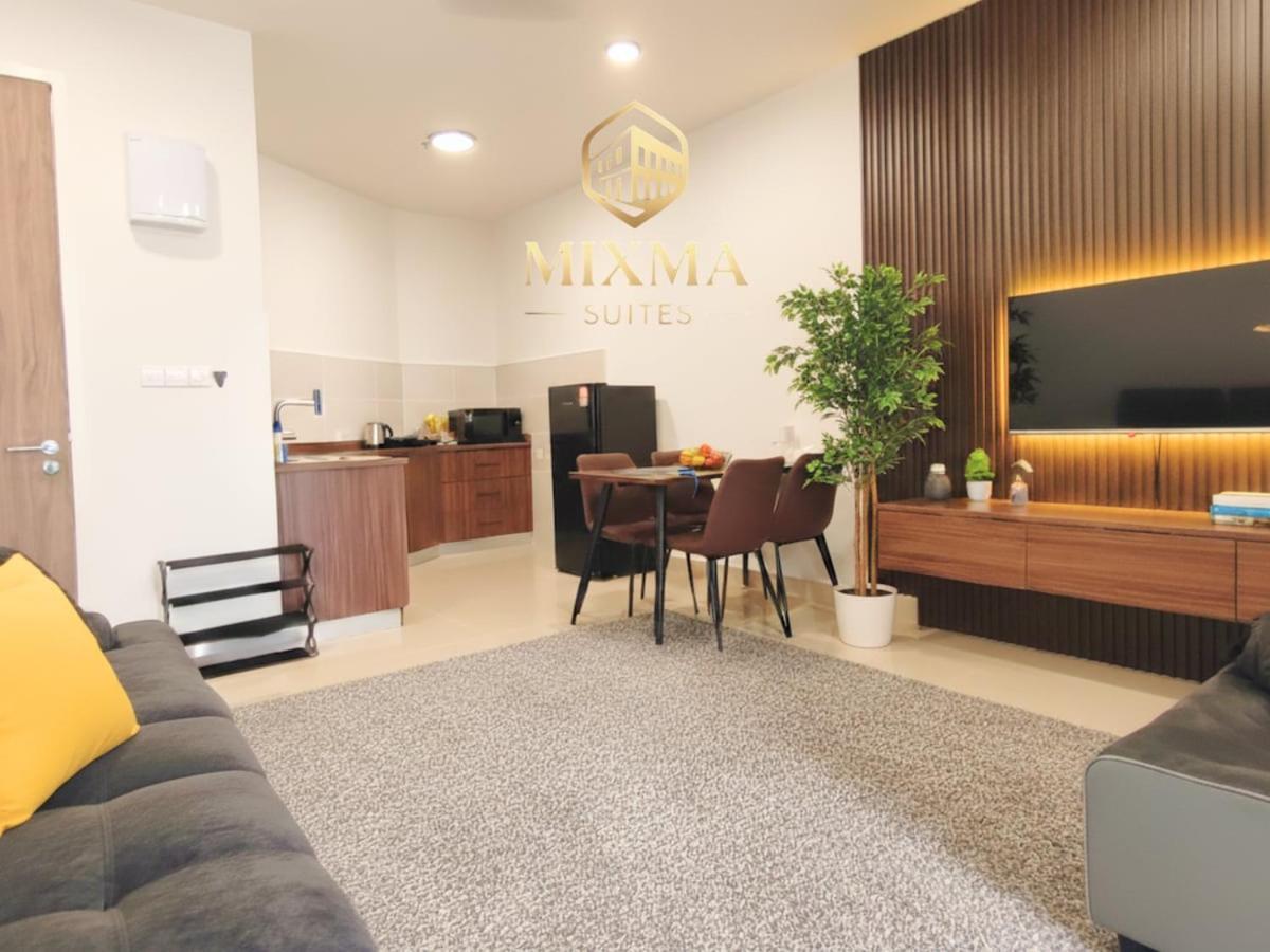 Seaview KK Centre Hotspot The Shore - Mixma Suites