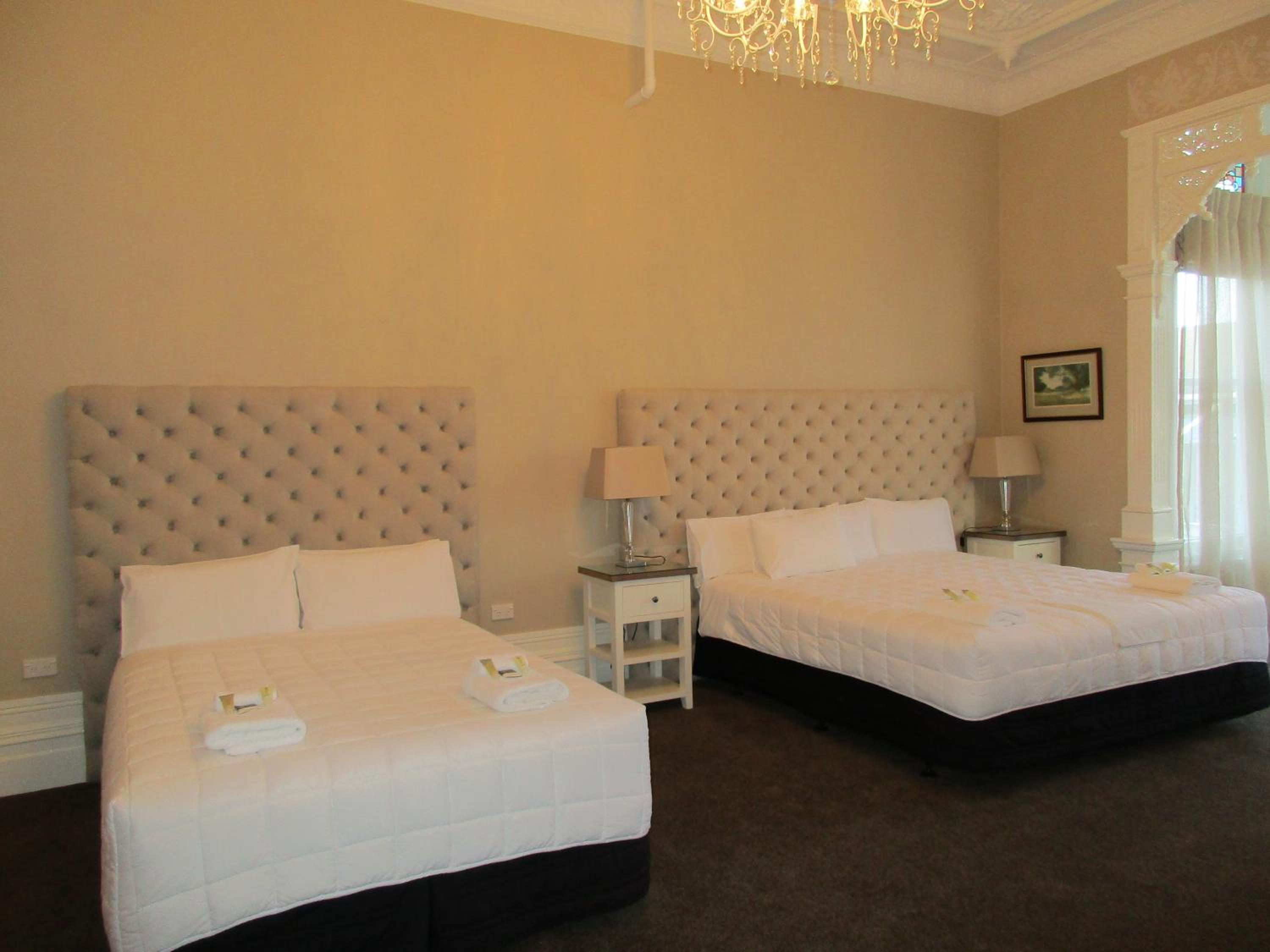 Valmai House & Motel Cambridge
