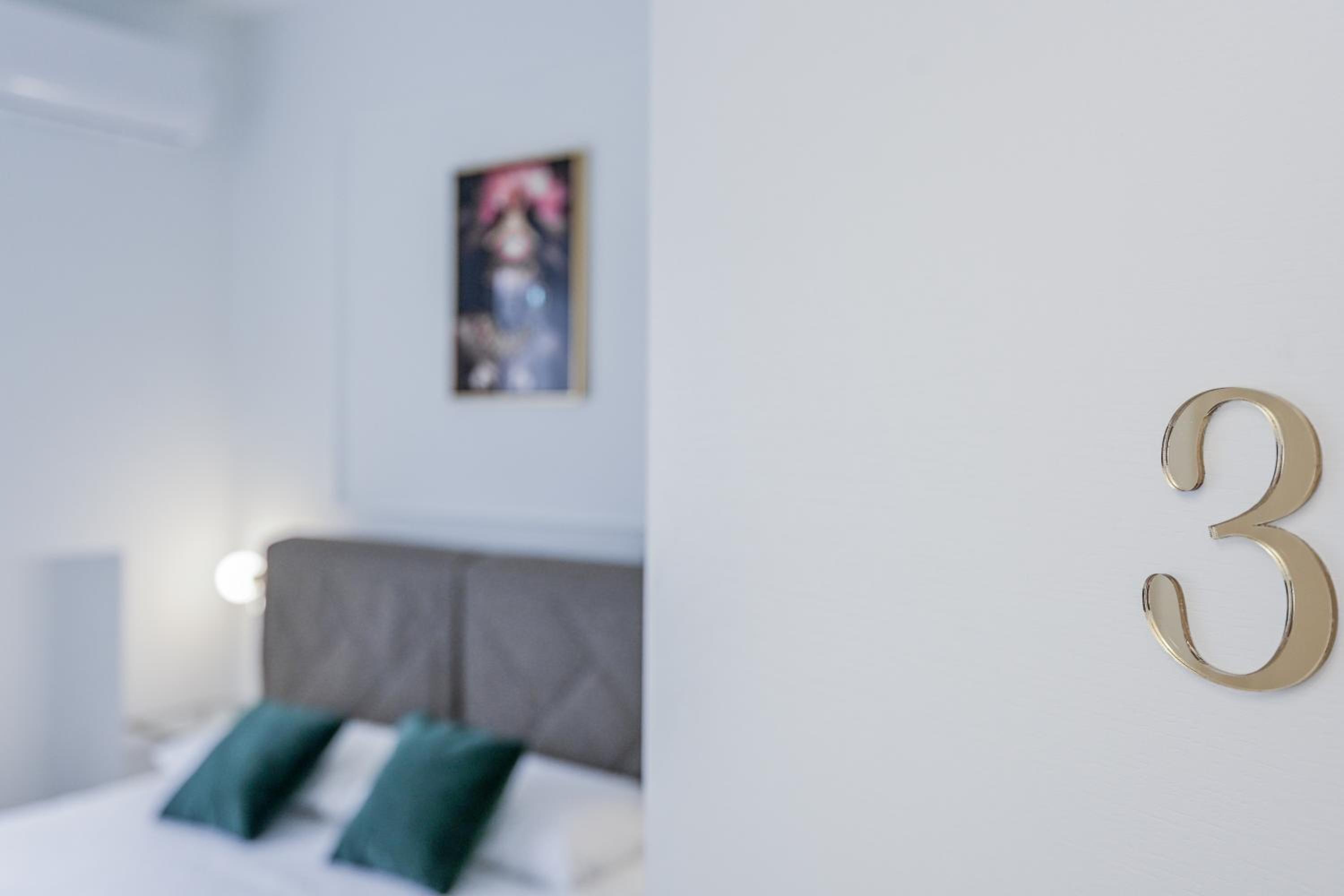 Marty Suites - Luxury Rooms