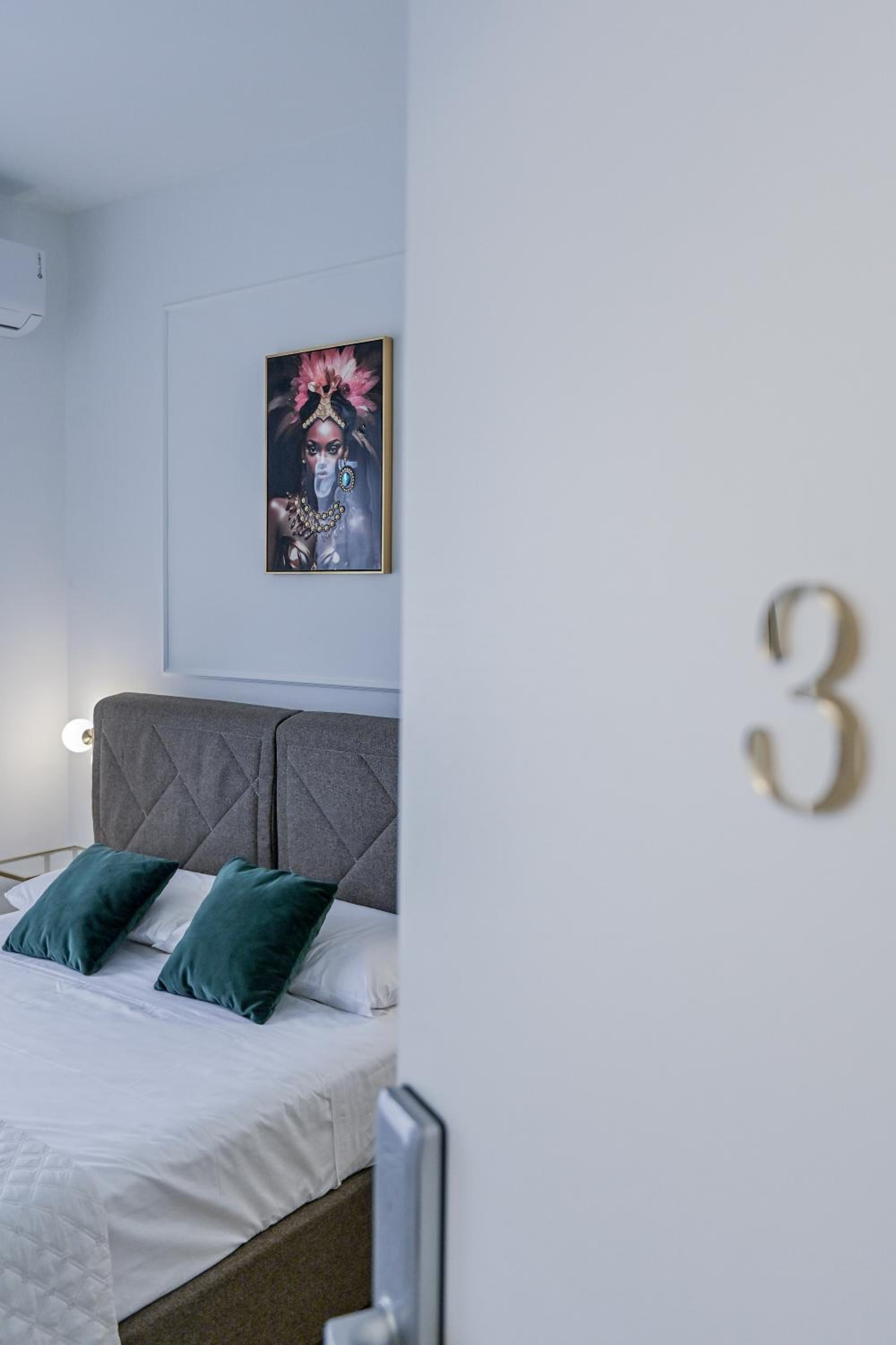 Marty Suites - Luxury Rooms