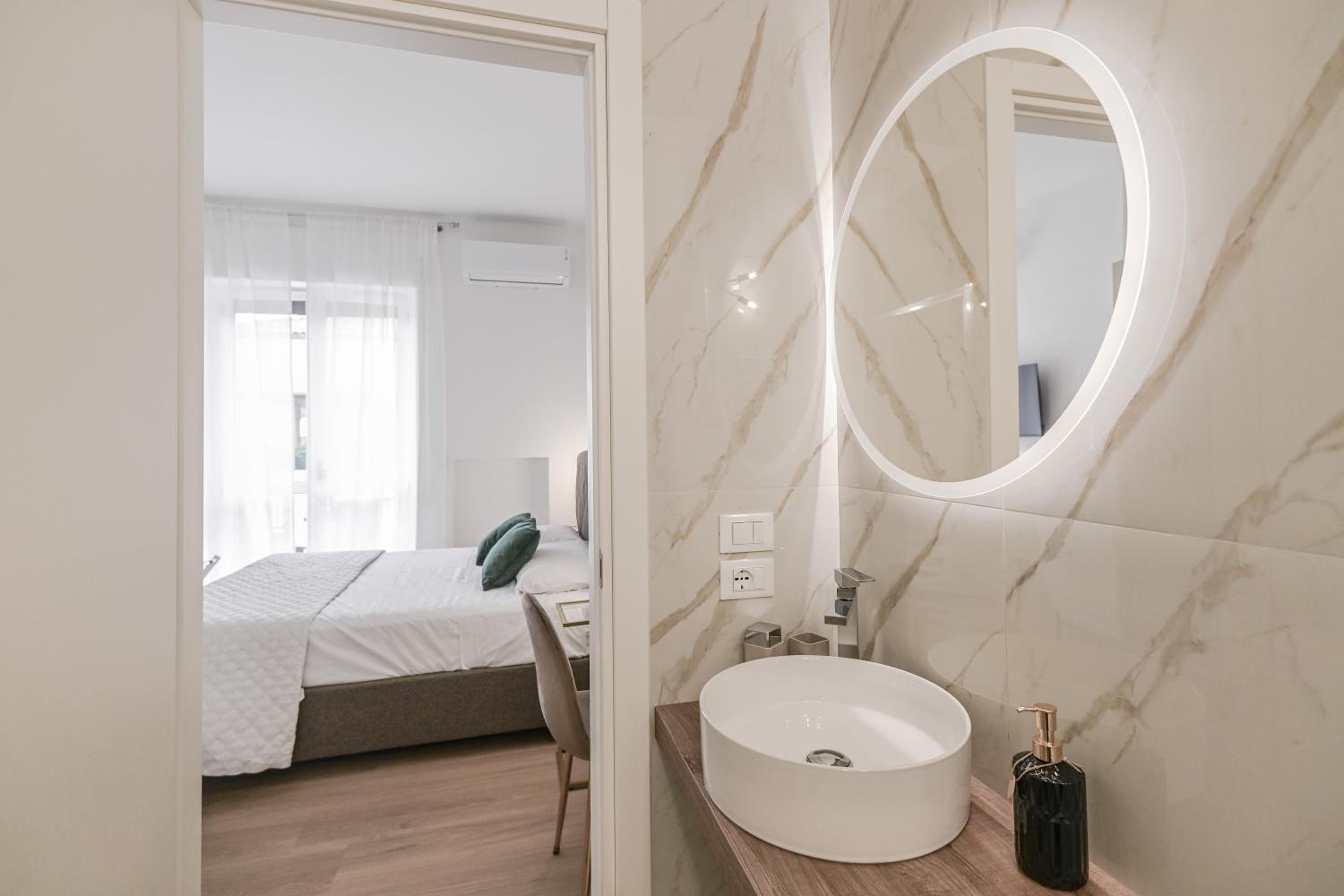 Marty Suites - Luxury Rooms