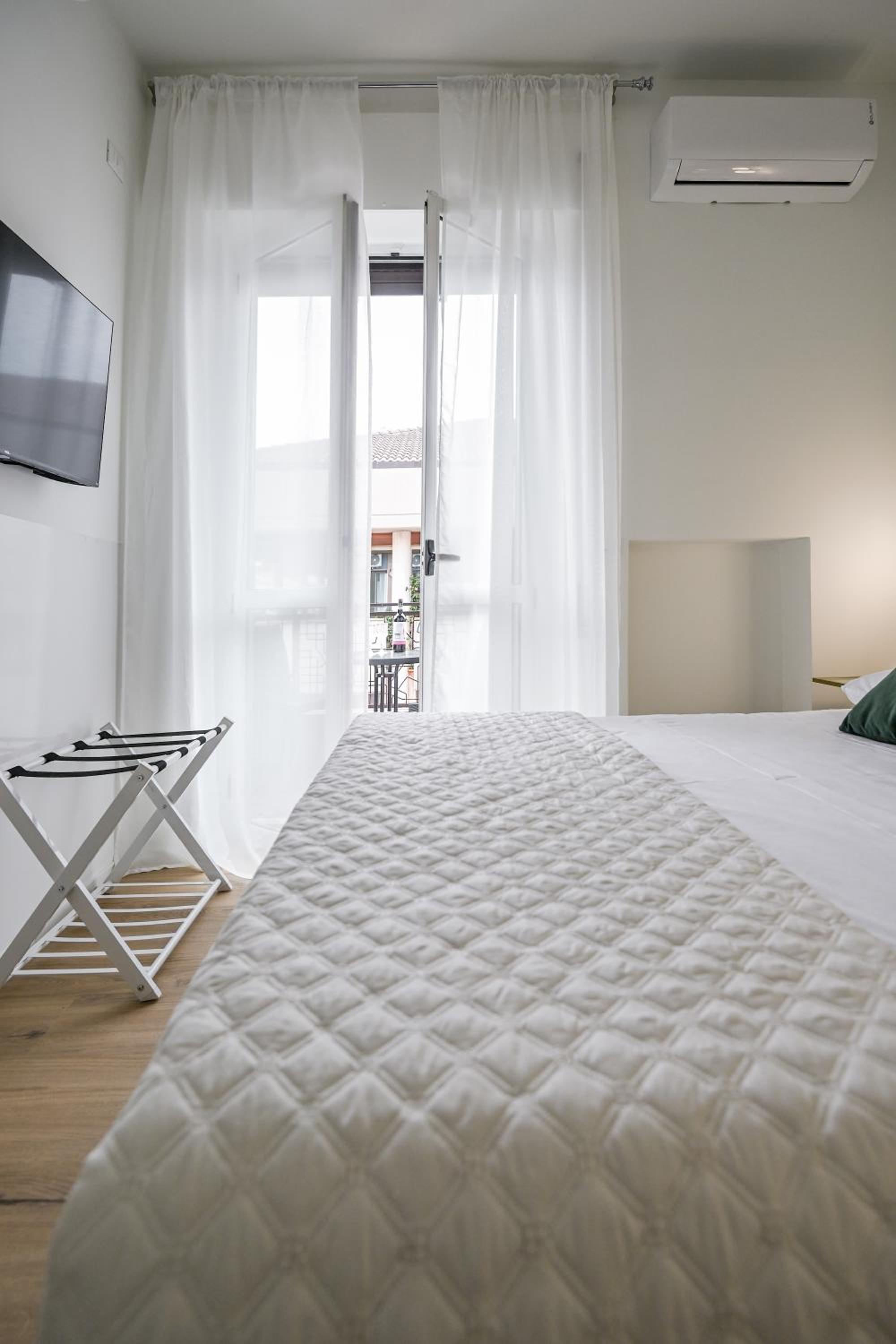 Marty Suites - Luxury Rooms